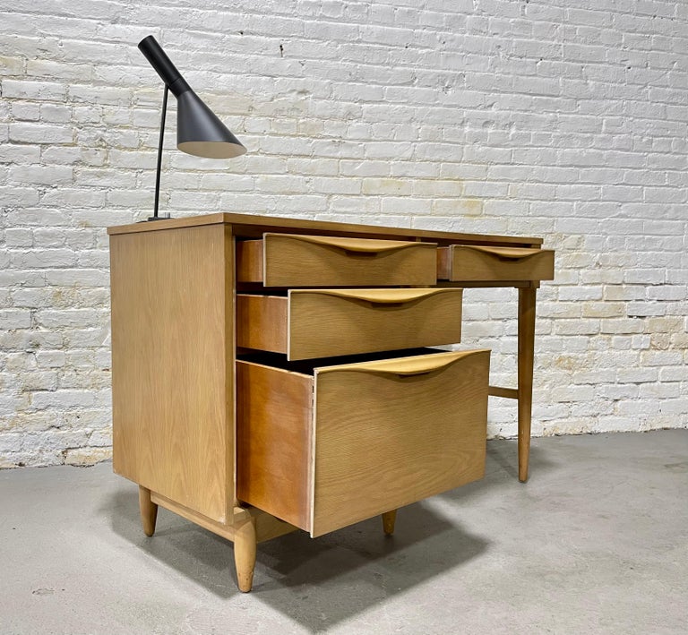 Sculpted MidCentury Modern Oak Desk, circa 1960s For Sale at 1stDibs