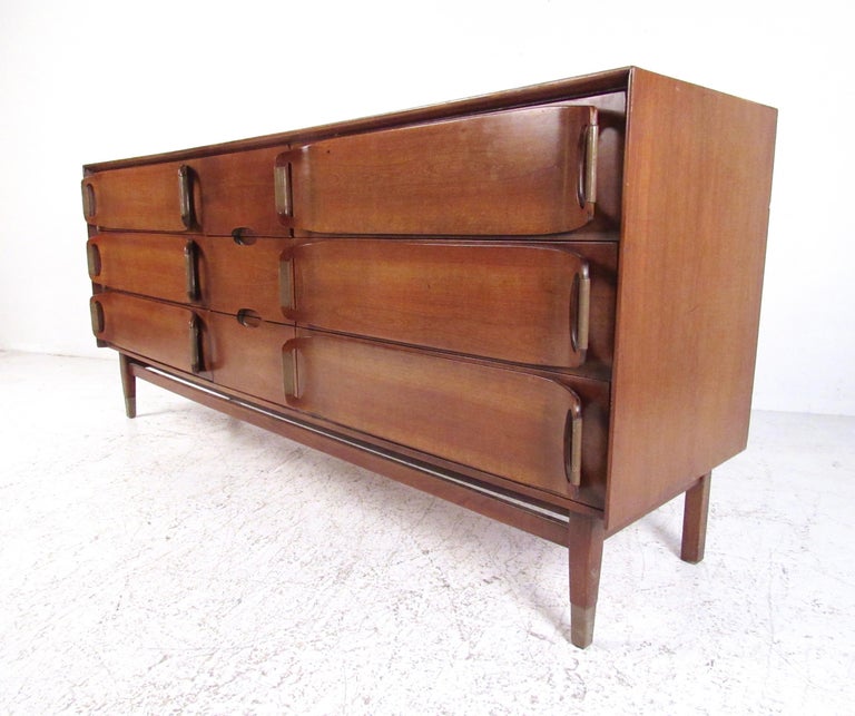 Sculpted Midcentury Bedroom Dresser By Ramseur