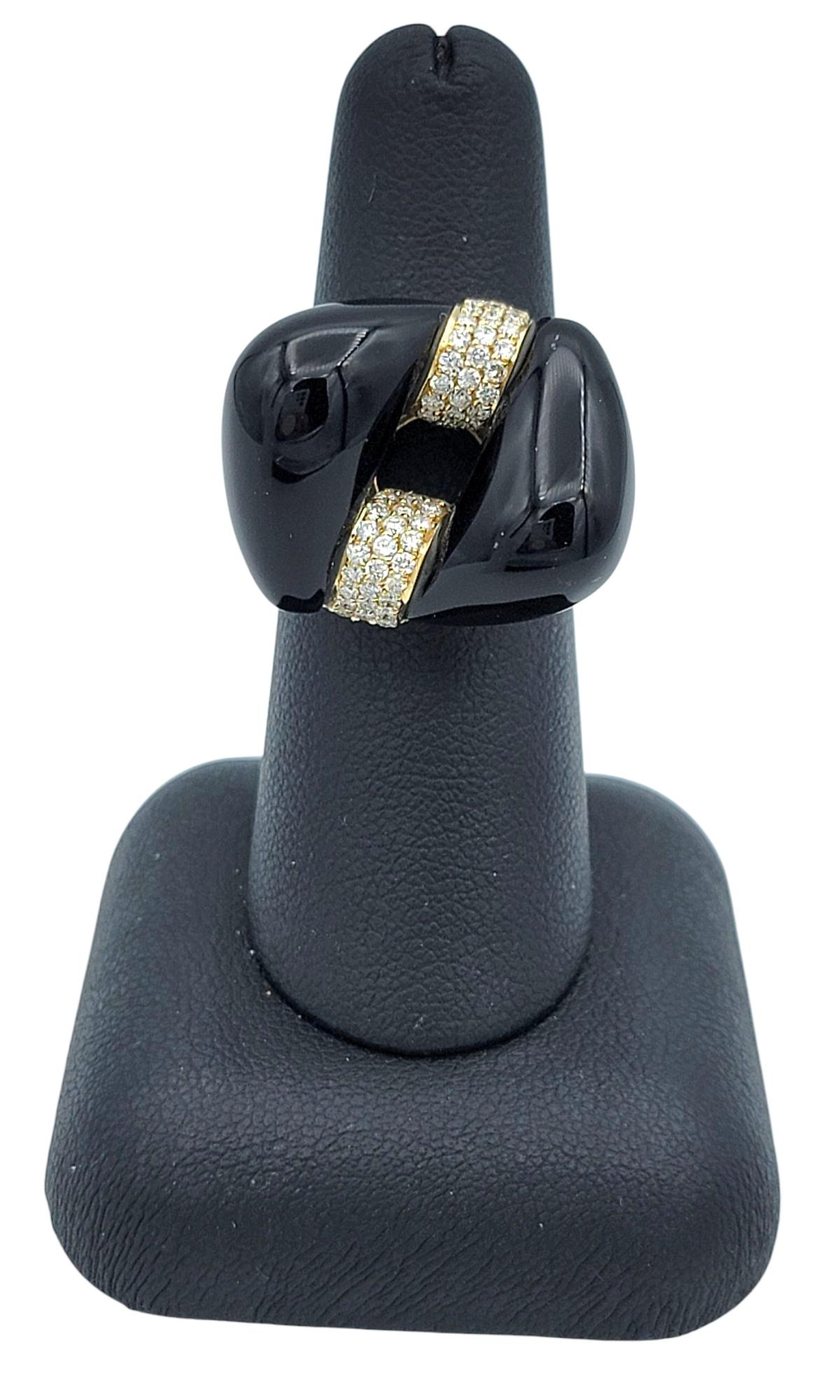 Anello da cocktail con onice scolpito e pavé di diamanti a profilo alto in oro giallo 18 carati in vendita 6