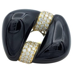 Sculpted Onyx and Pavé Diamond High Profile Cocktail Ring 18 Karat Yellow Gold