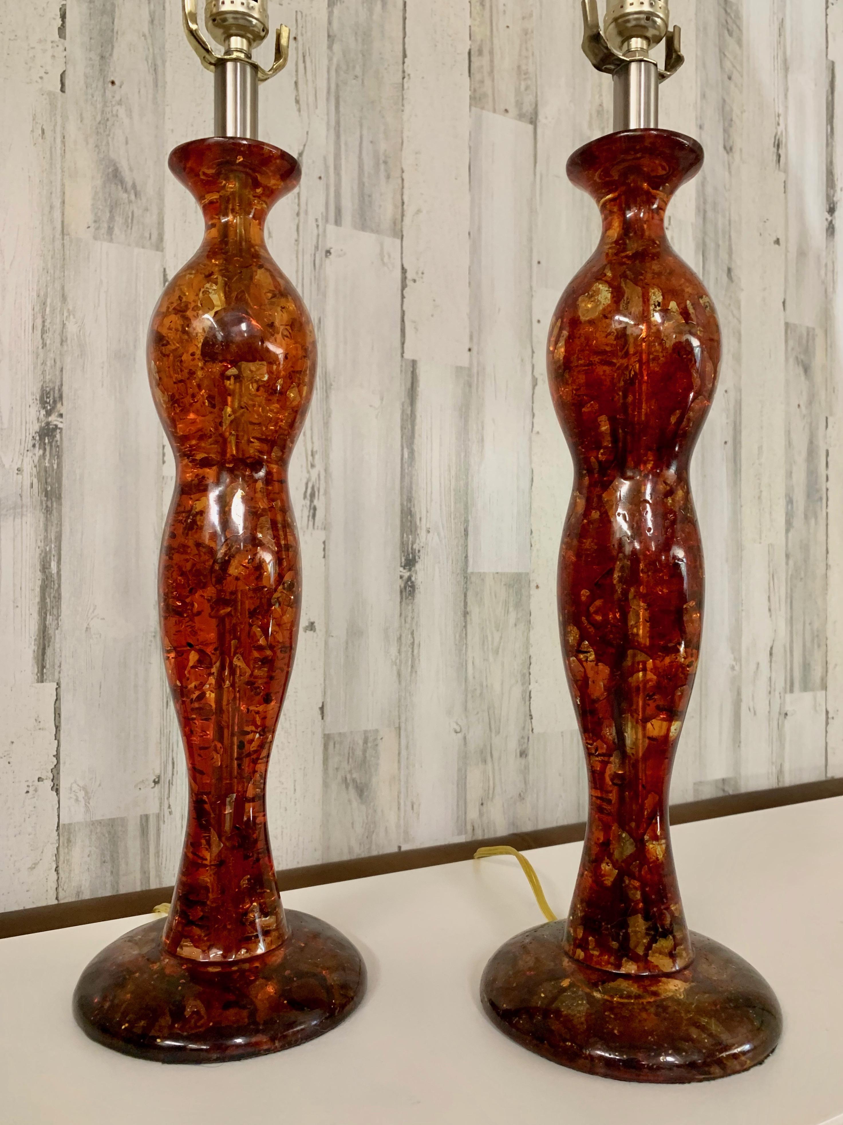 Lampes de table résine sculptée en vente 3