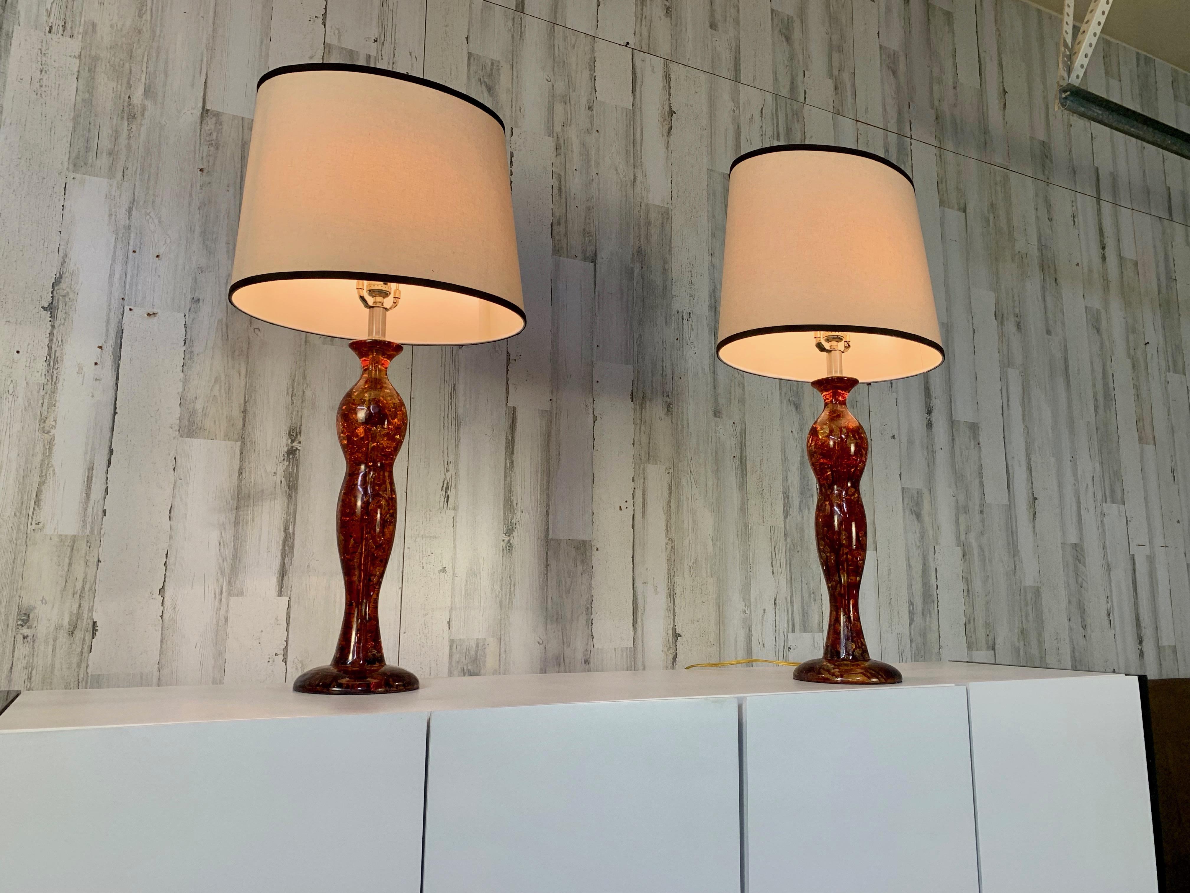 Lampes de table résine sculptée en vente 8