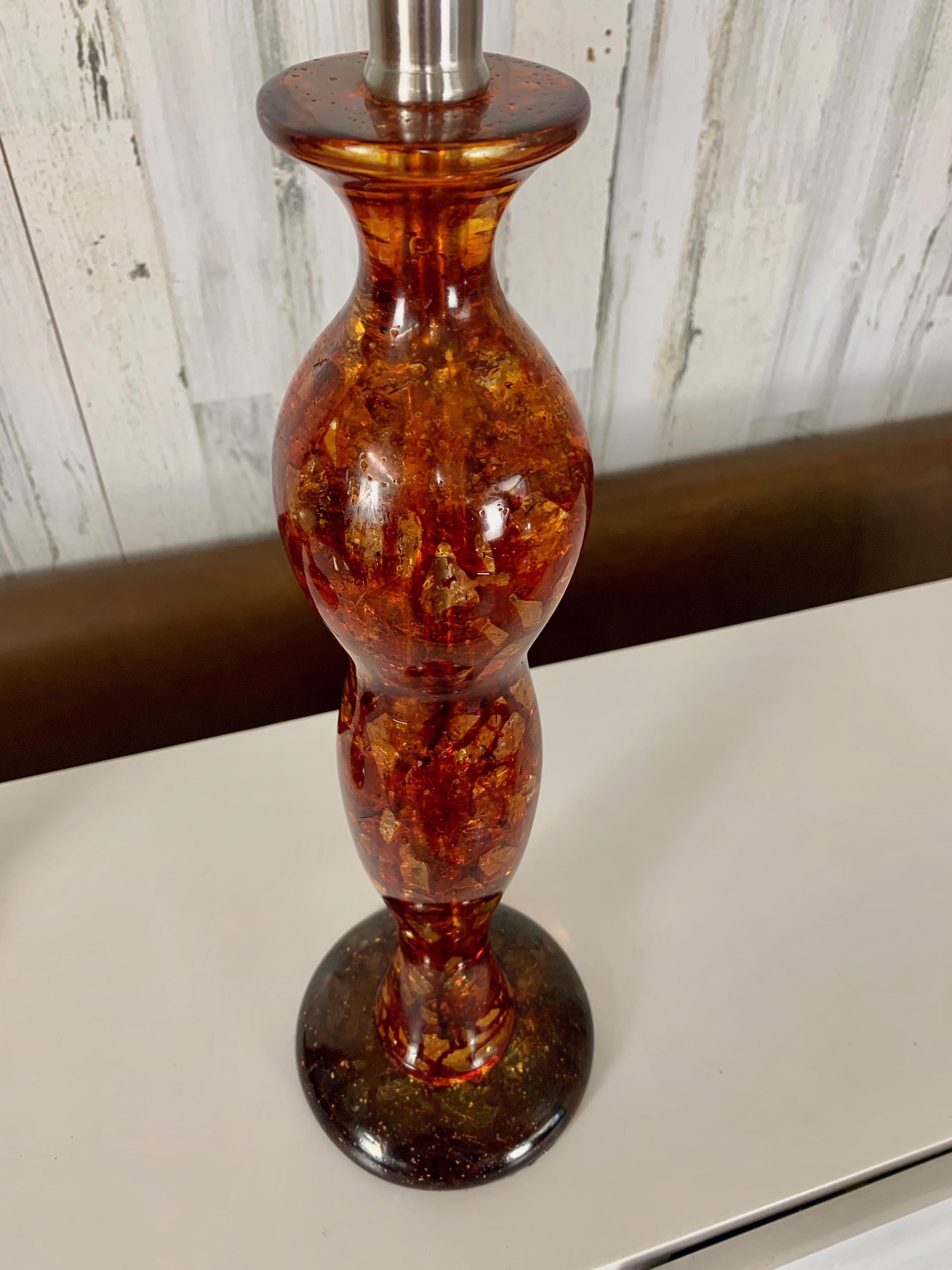 Asiatique Lampes de table résine sculptée en vente