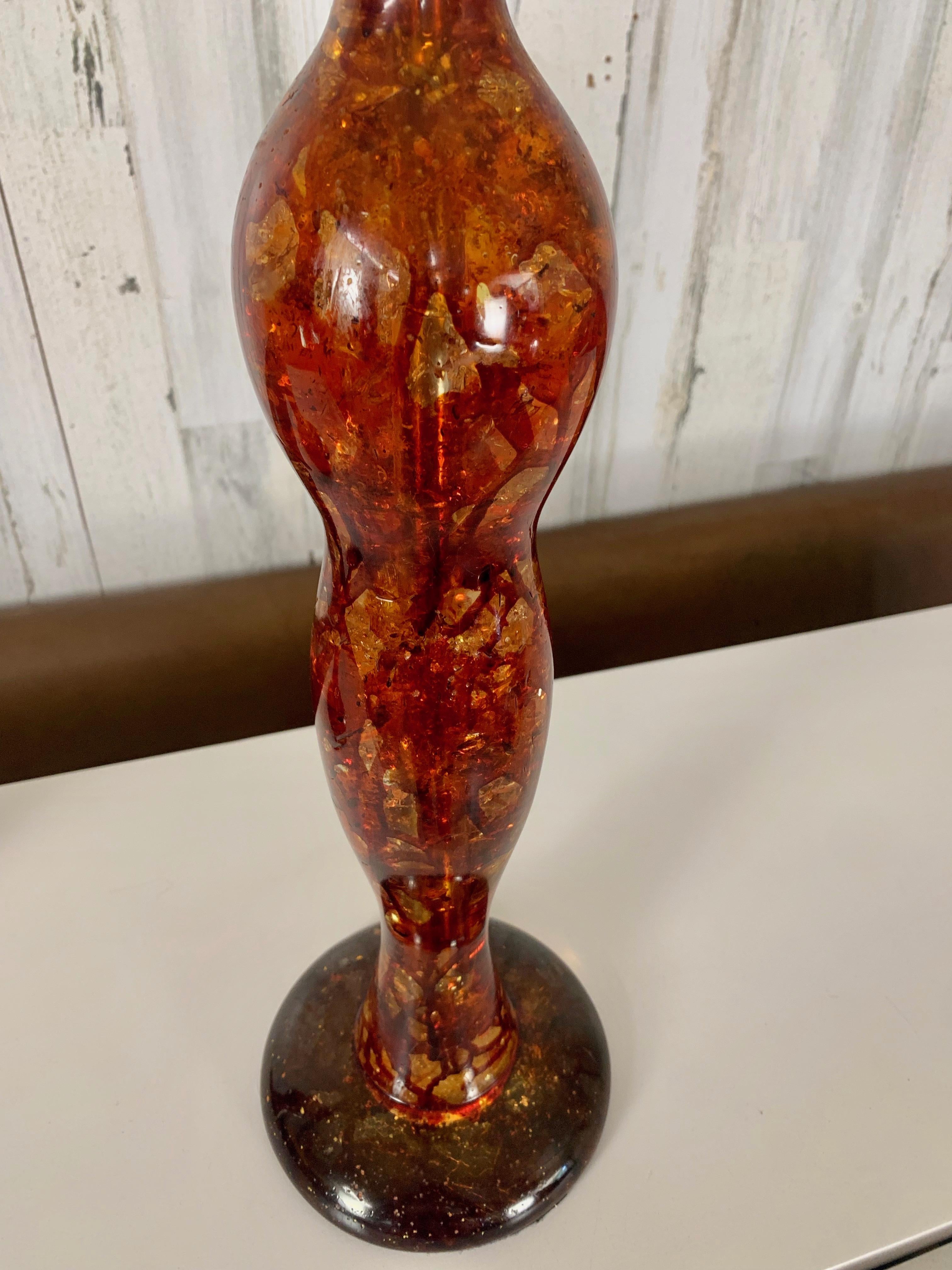 Lampes de table résine sculptée Bon état - En vente à Denton, TX