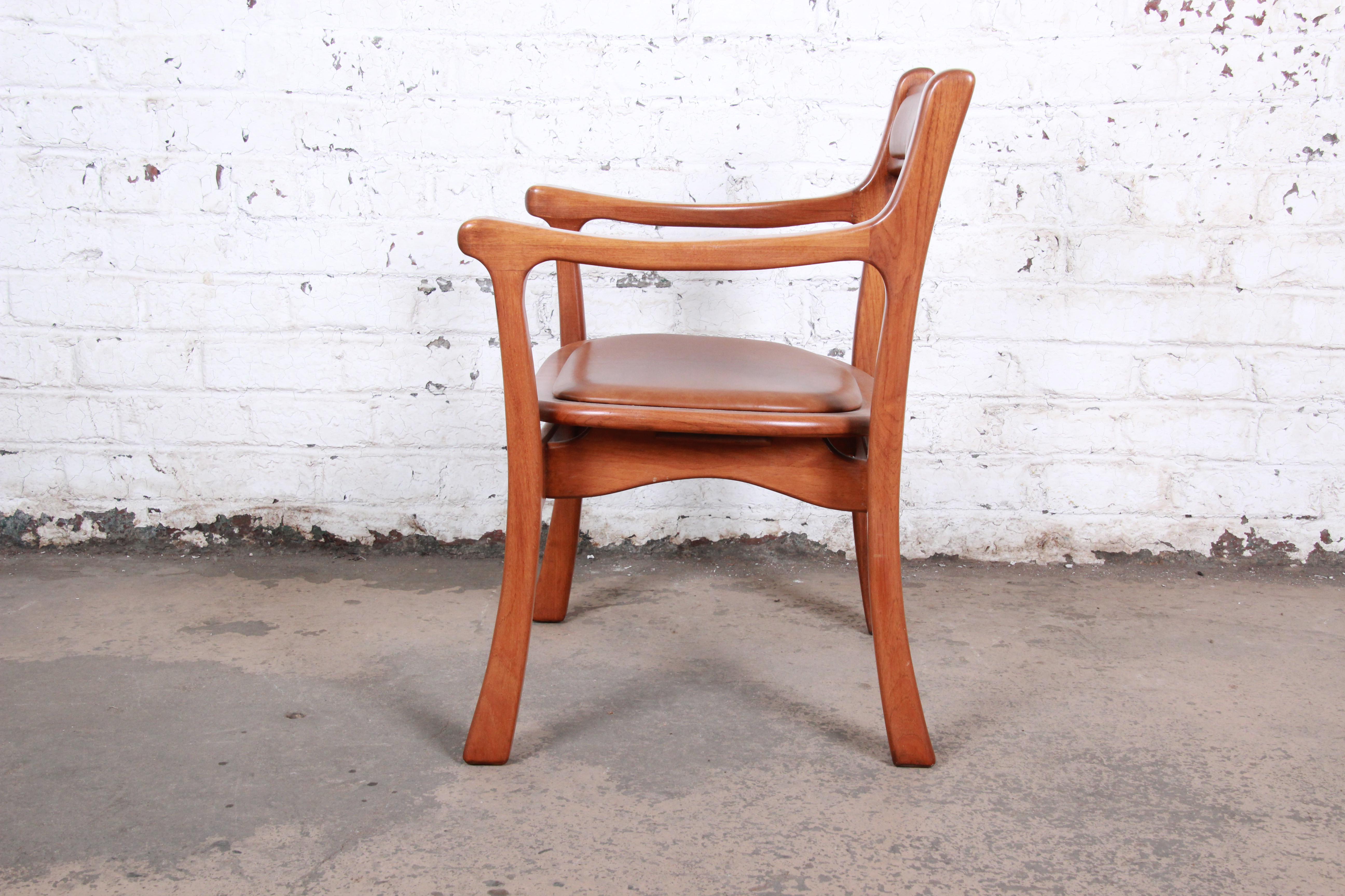Sculpted Solid Teak and Leather Studio Crafted Club Chairs, circa 1960s For Sale 6