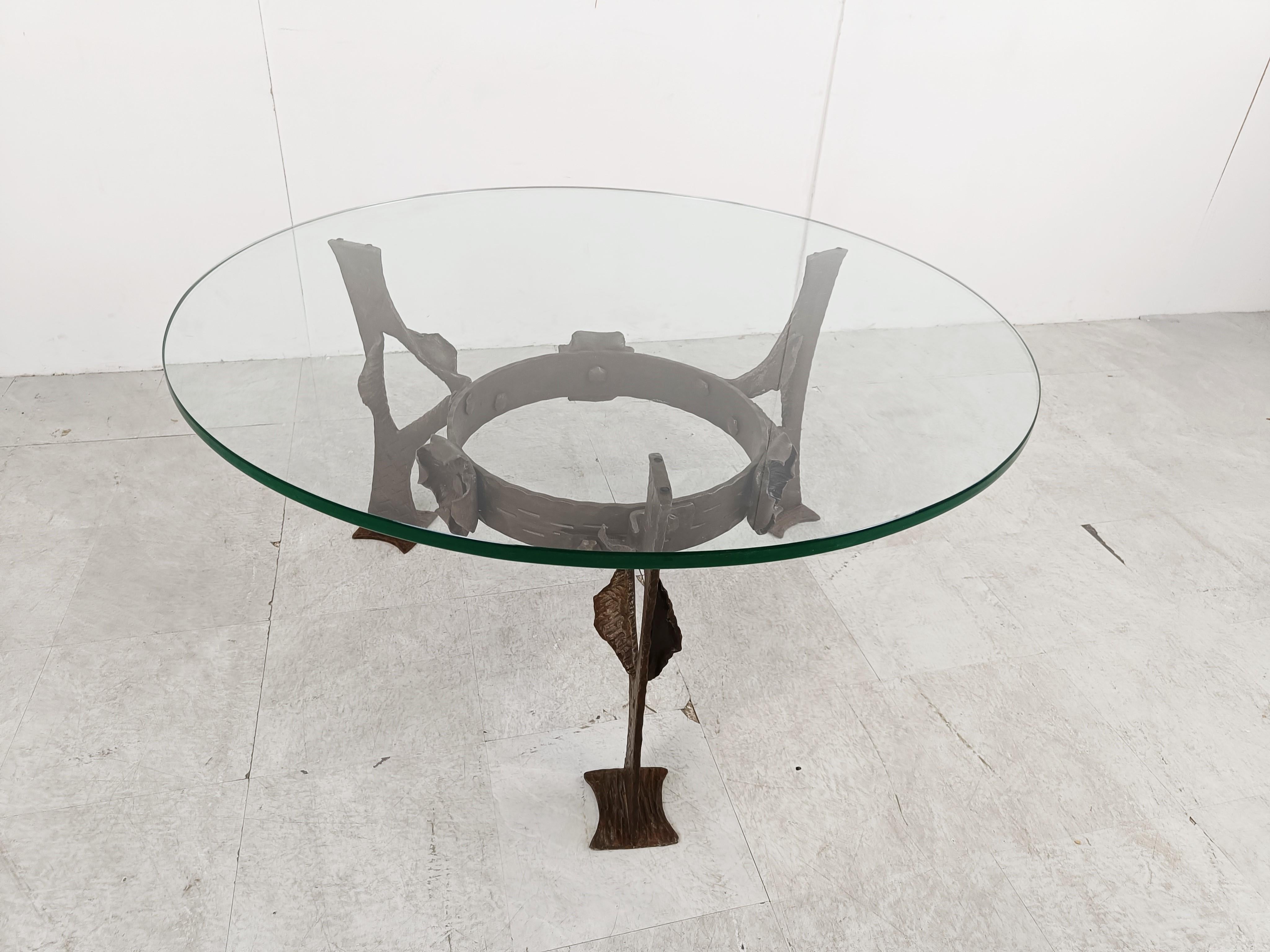 Brutalist Sculpted steel flower coffee table, 1970s For Sale