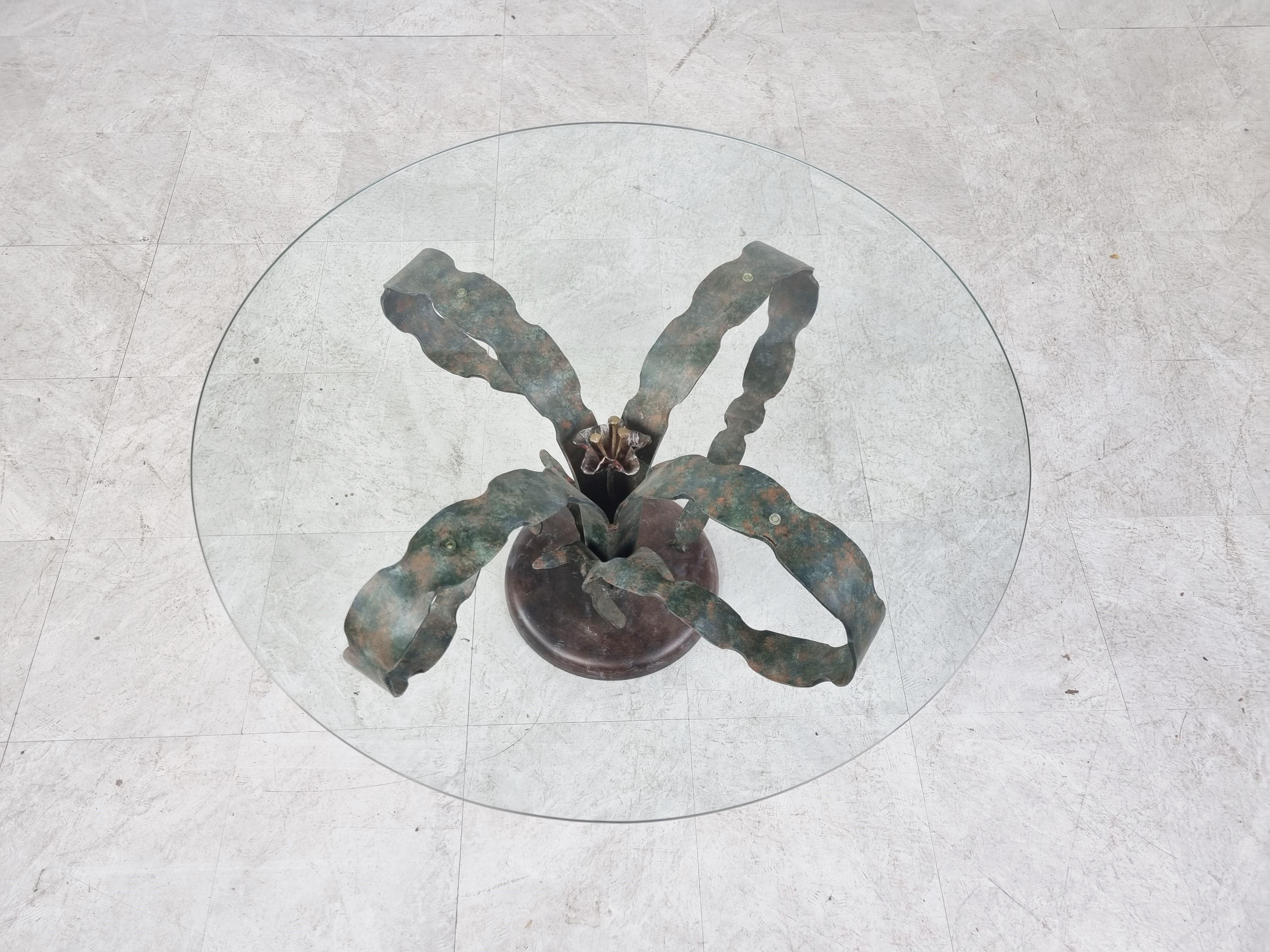 German Sculpted Steel Flower Coffee Table, 1970s For Sale