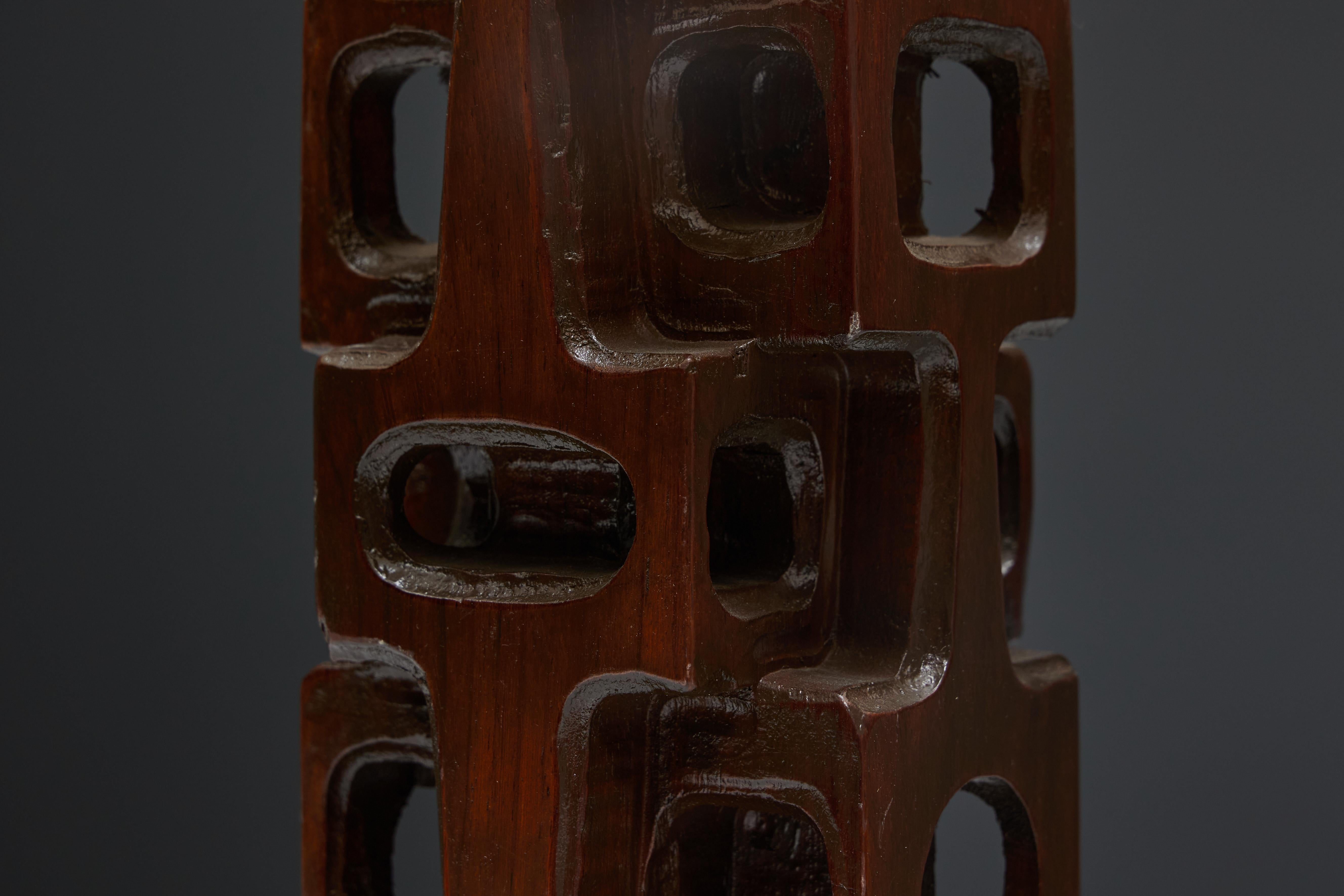Lampe de table sculptée de Gianni Pinna, Italie, 1970 en vente 6