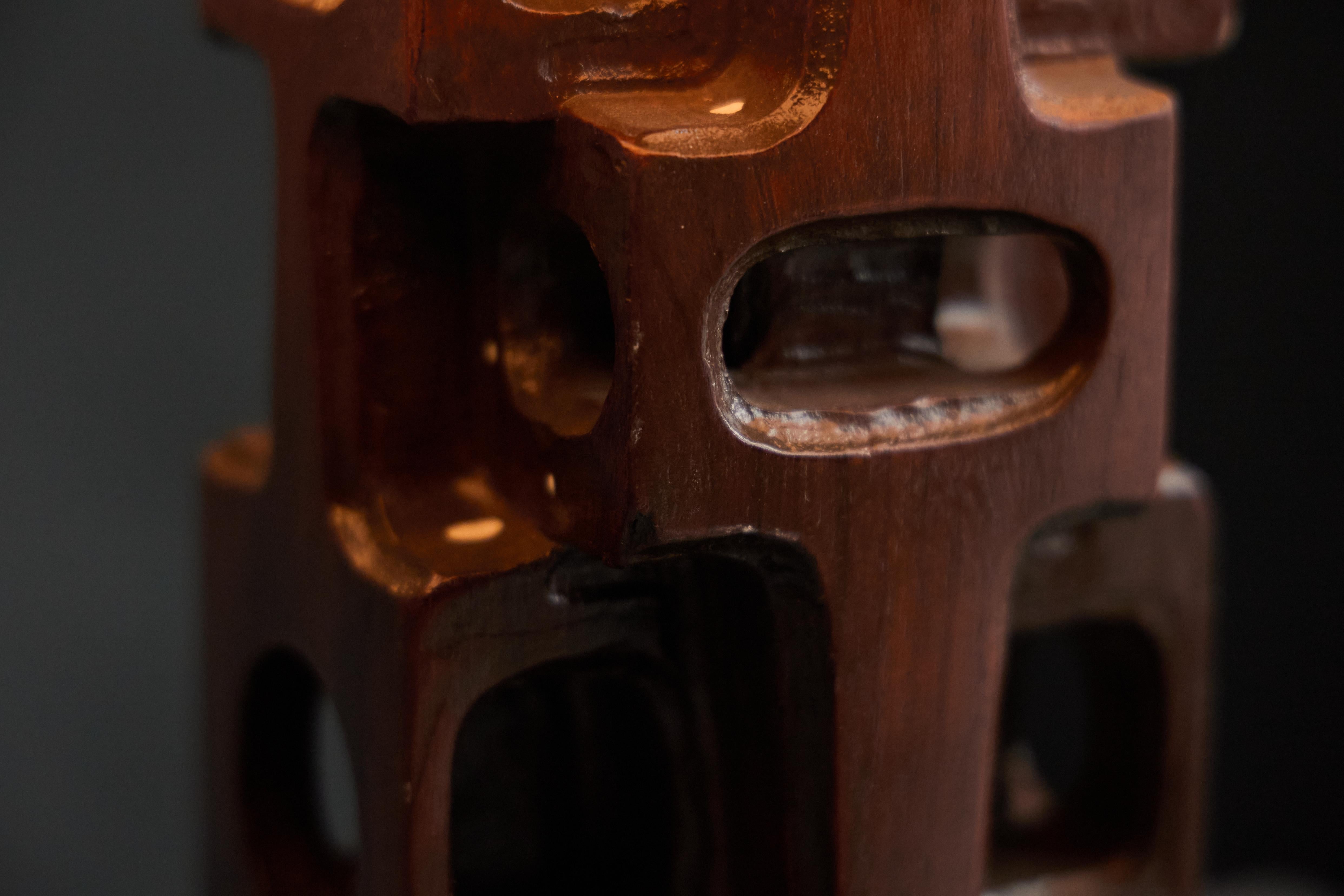 Fin du 20e siècle Lampe de table sculptée de Gianni Pinna, Italie, 1970 en vente