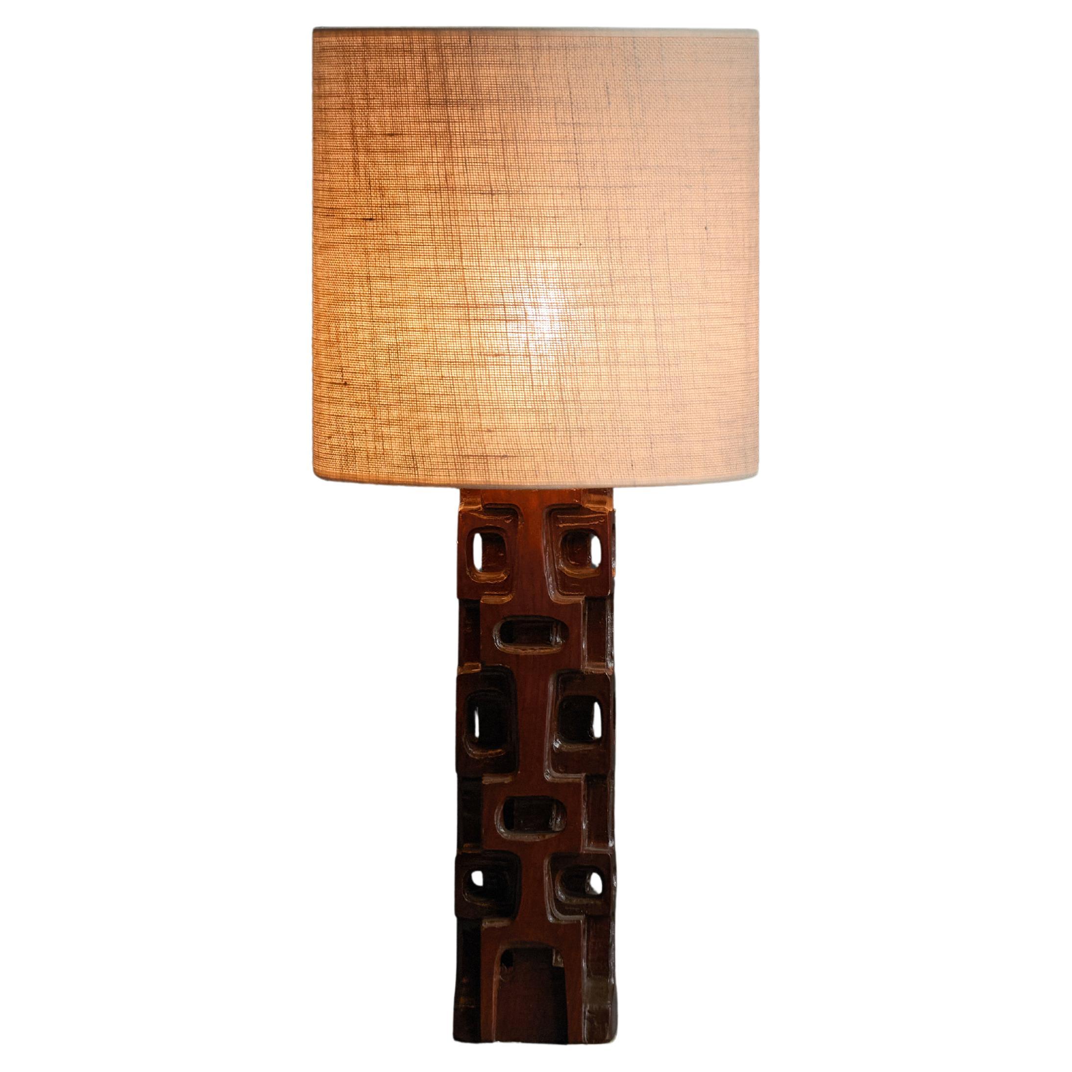 Lampada da tavolo scolpita di Gianni Pinna, Italia, anni '70