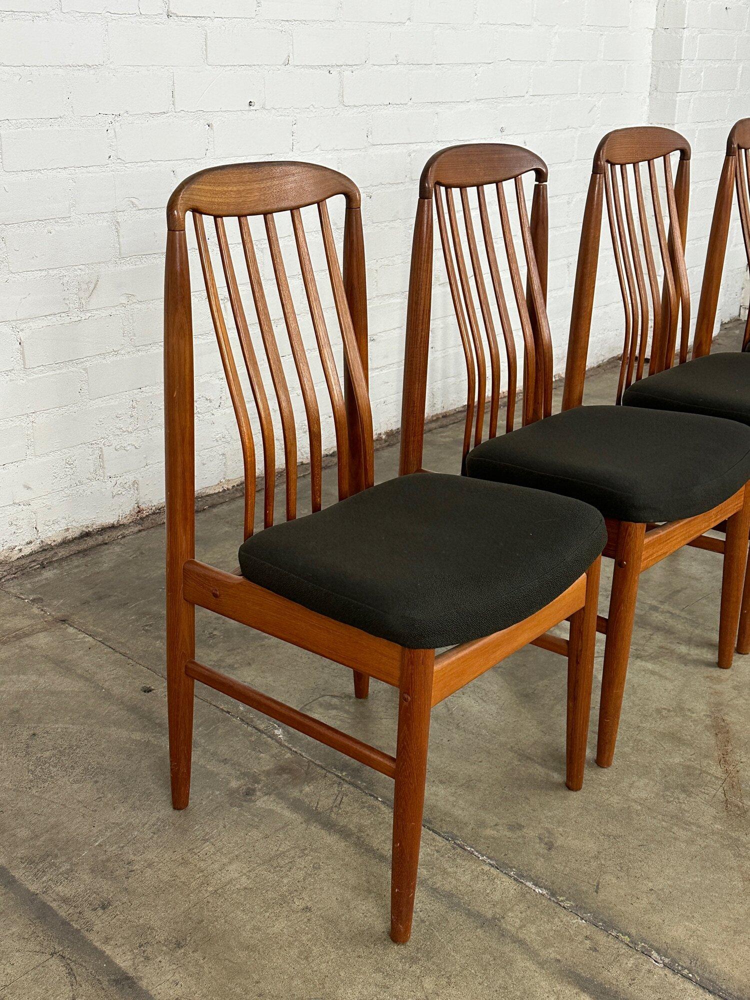 Sculpted teak dining chairs- set of four In Good Condition For Sale In Los Angeles, CA