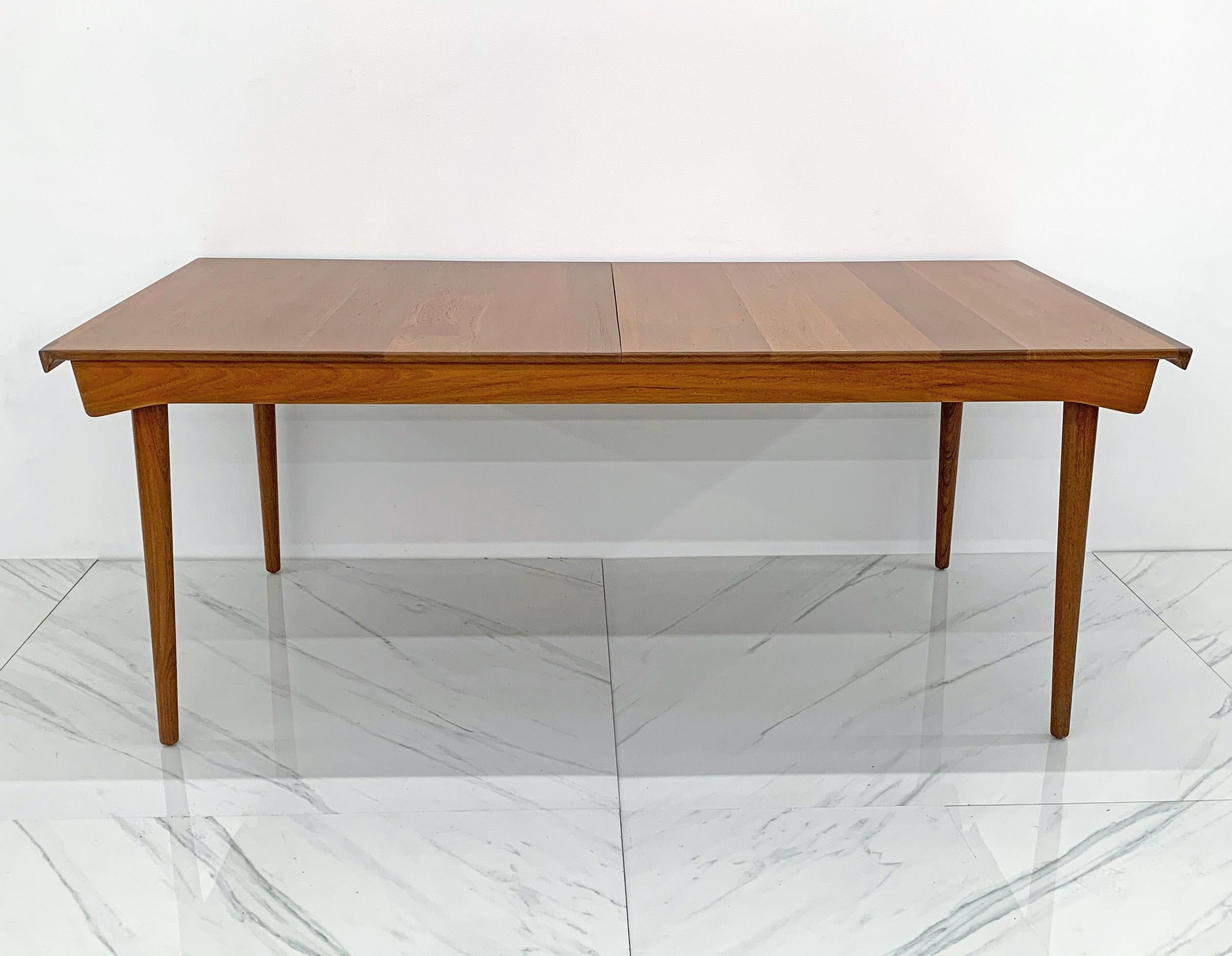 Sculpted Teak Extension Dining Table, Finn Juhl, France & Daverkosen, 1950's 7