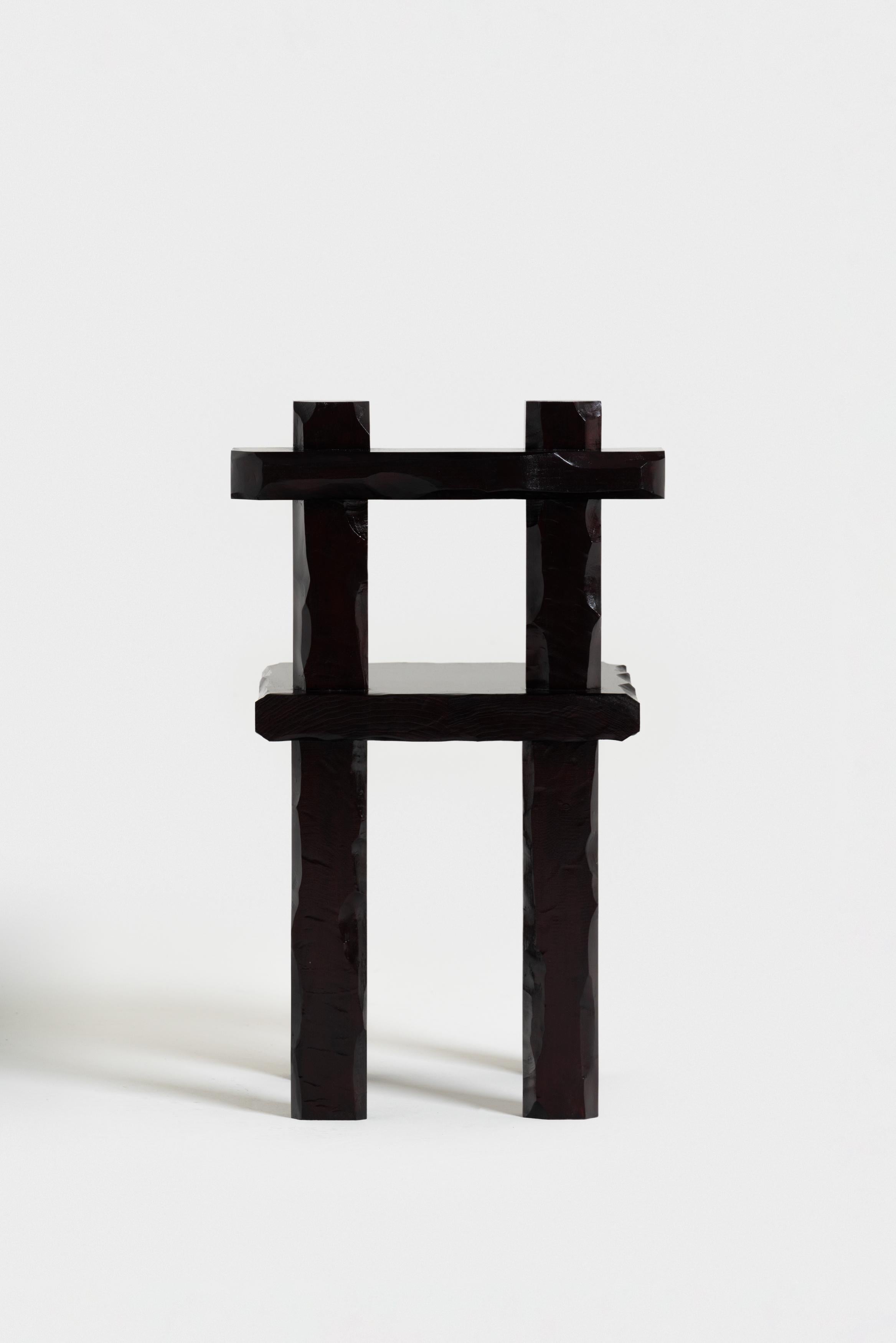 Sculpté Chaise Sculpting Archetypes en bois sculpté et laqué de Linde Freya Tangelder en vente