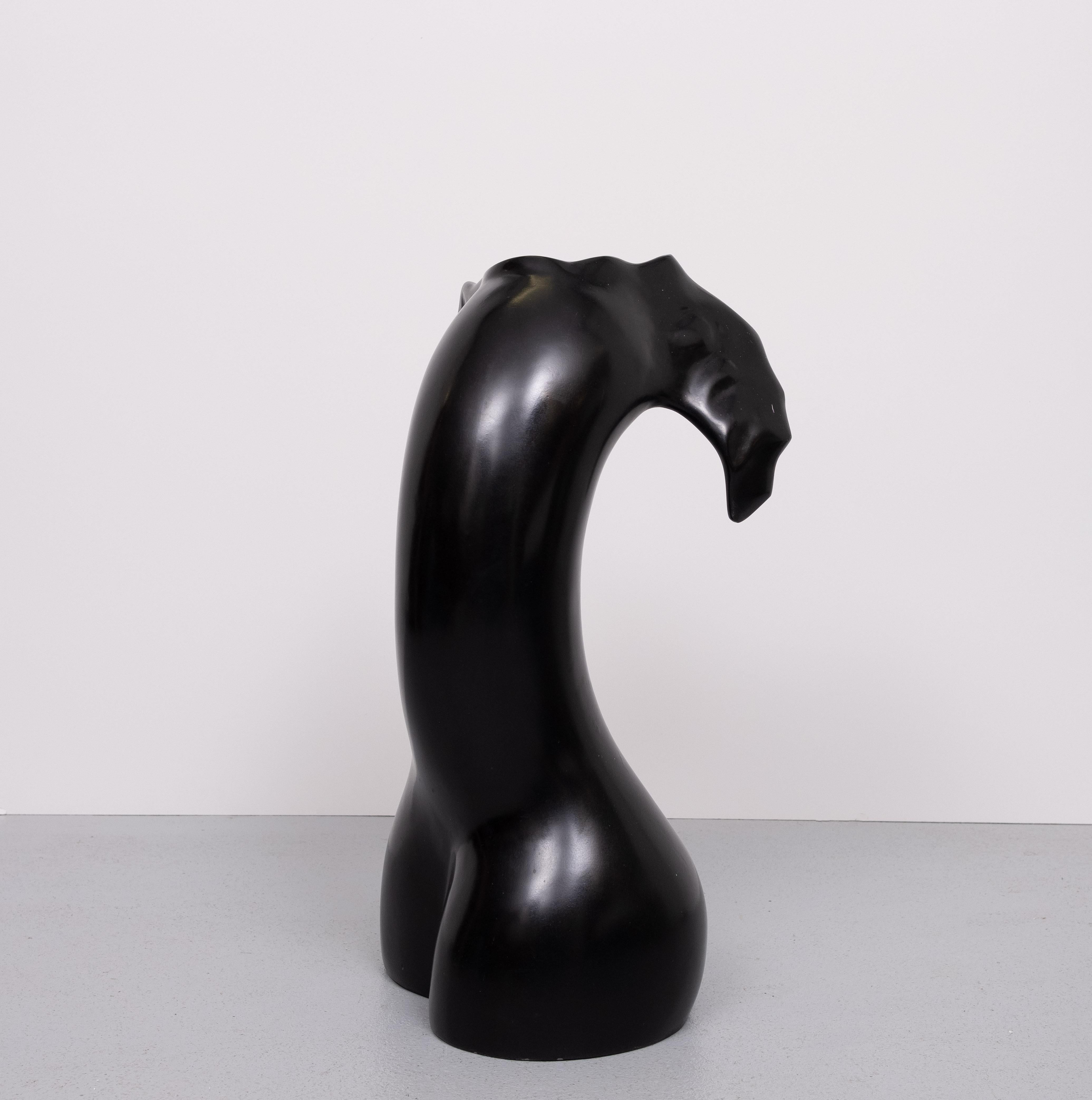 Arte escultórico  Torso de mujer con alas   1980s finales del siglo XX en venta