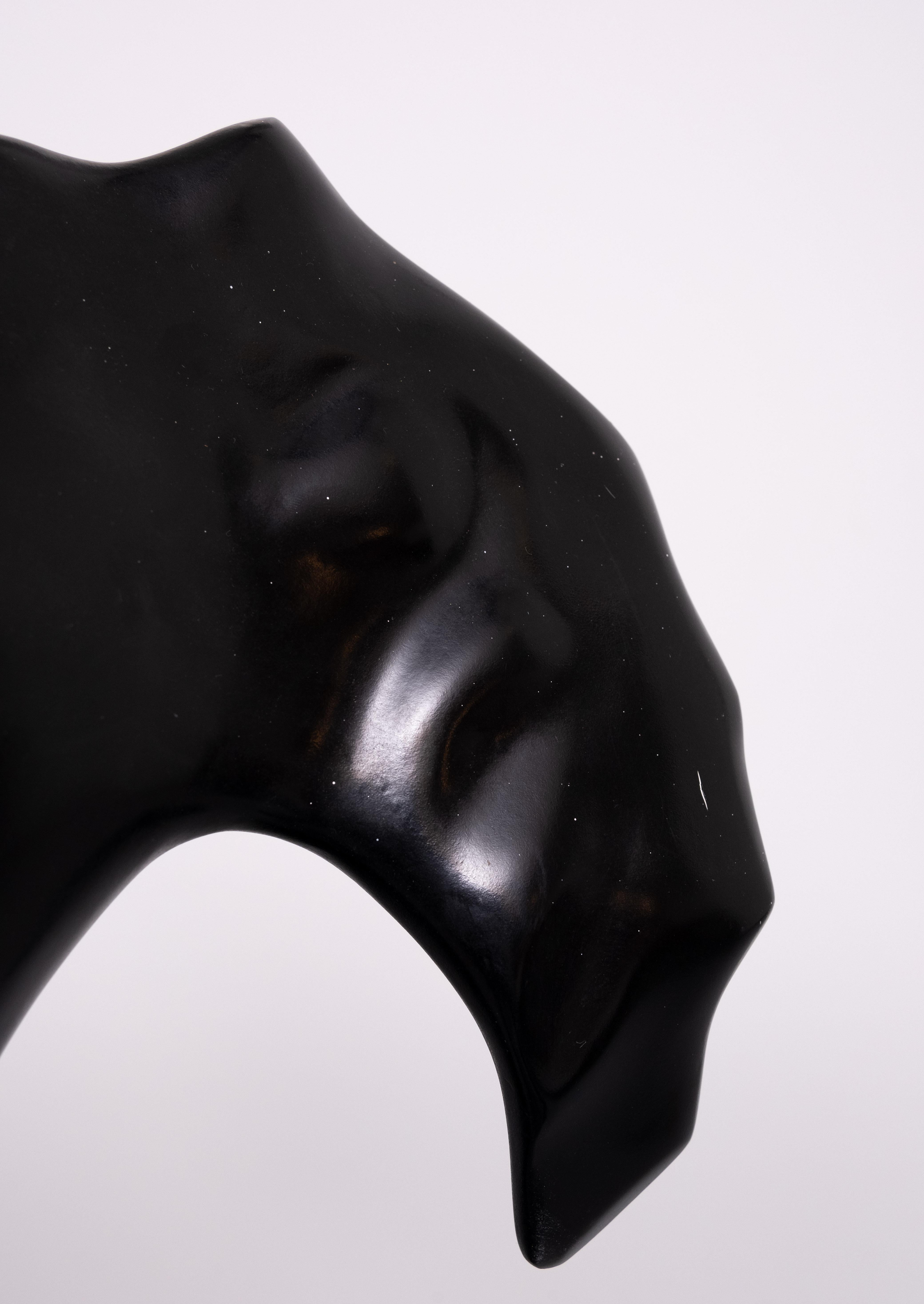 Arte escultórico  Torso de mujer con alas   1980s Poliéster en venta