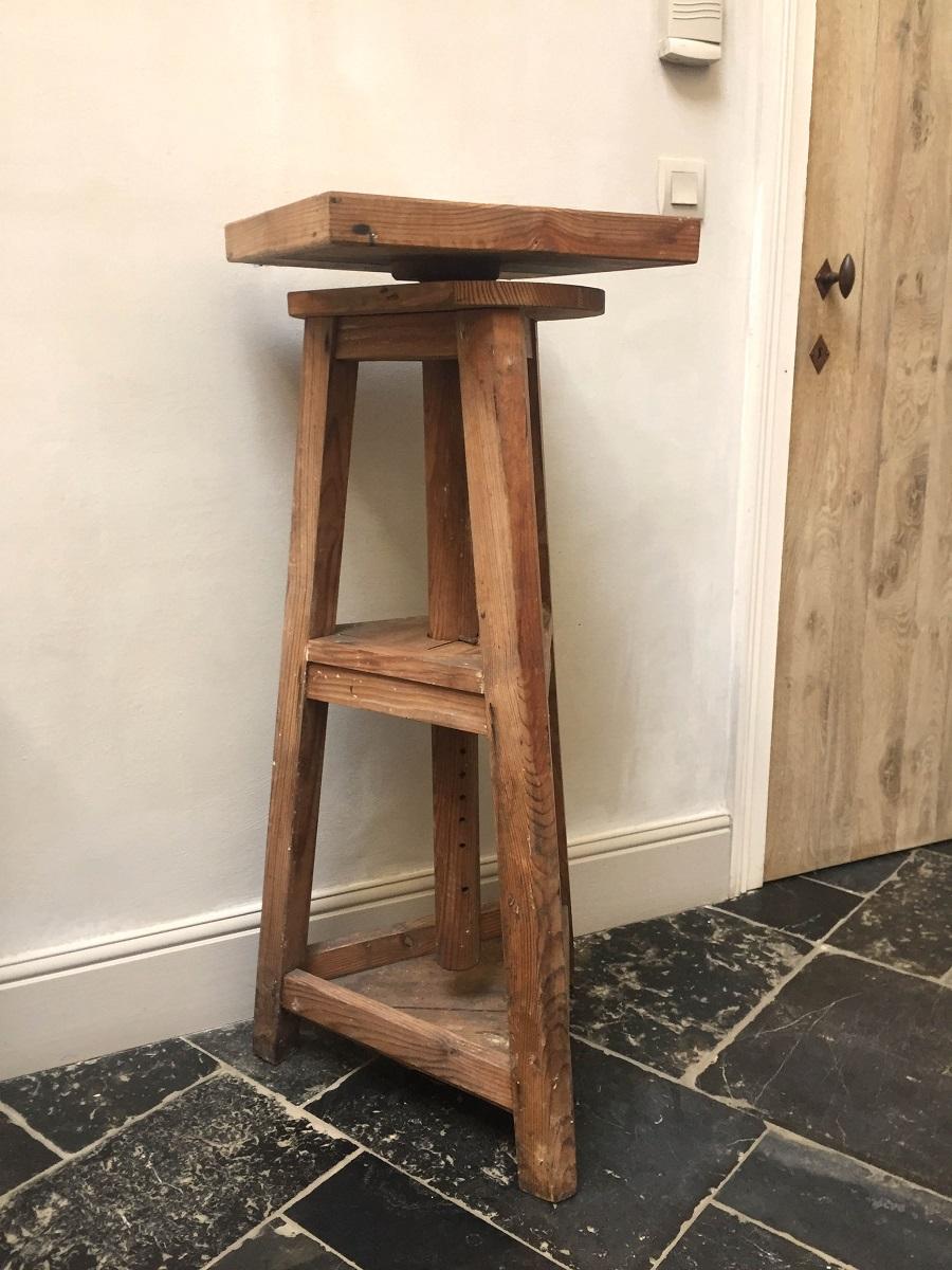Hand-Crafted Sculptor Stand