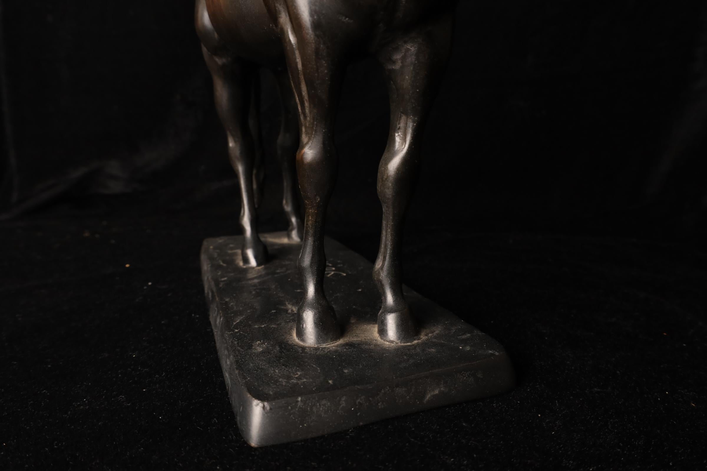 Escultor Yoshida Eiji. Bronce fundido 