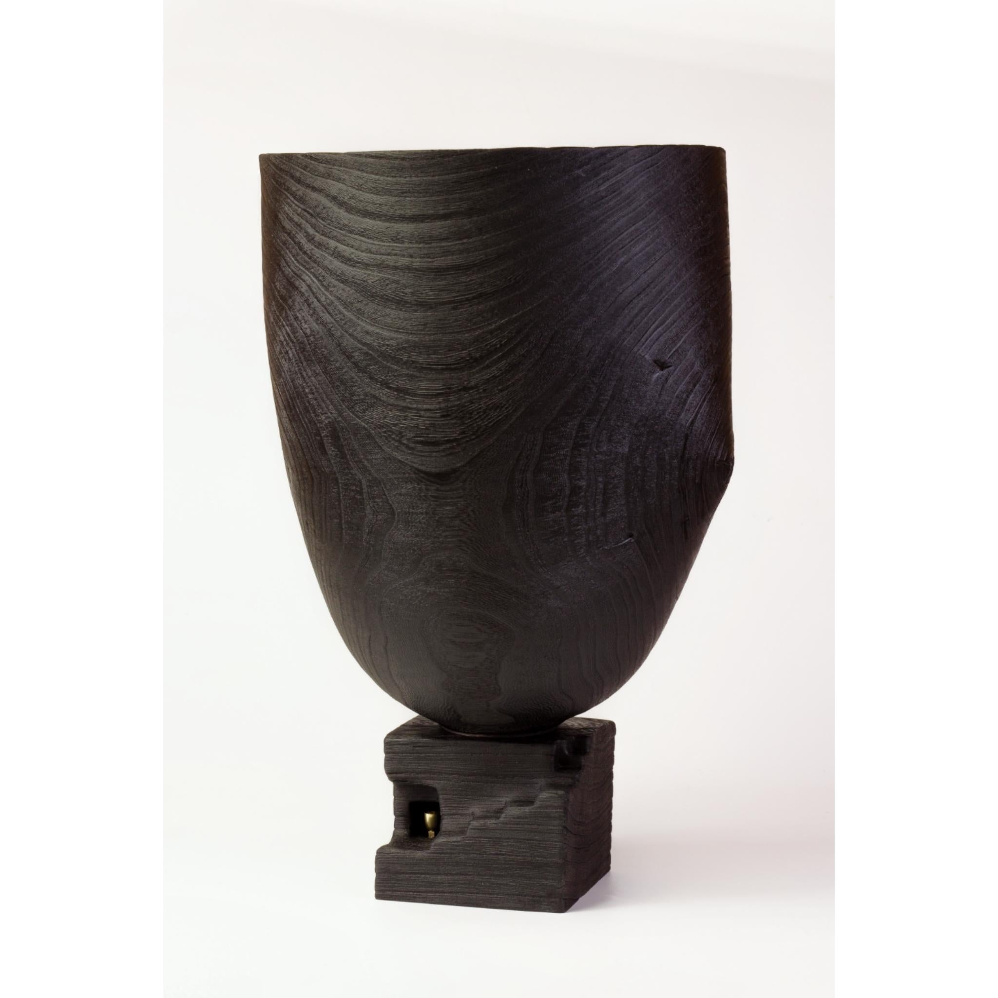 Skulpturale Vase Hidden Room by Vlad Droz (21. Jahrhundert und zeitgenössisch) im Angebot
