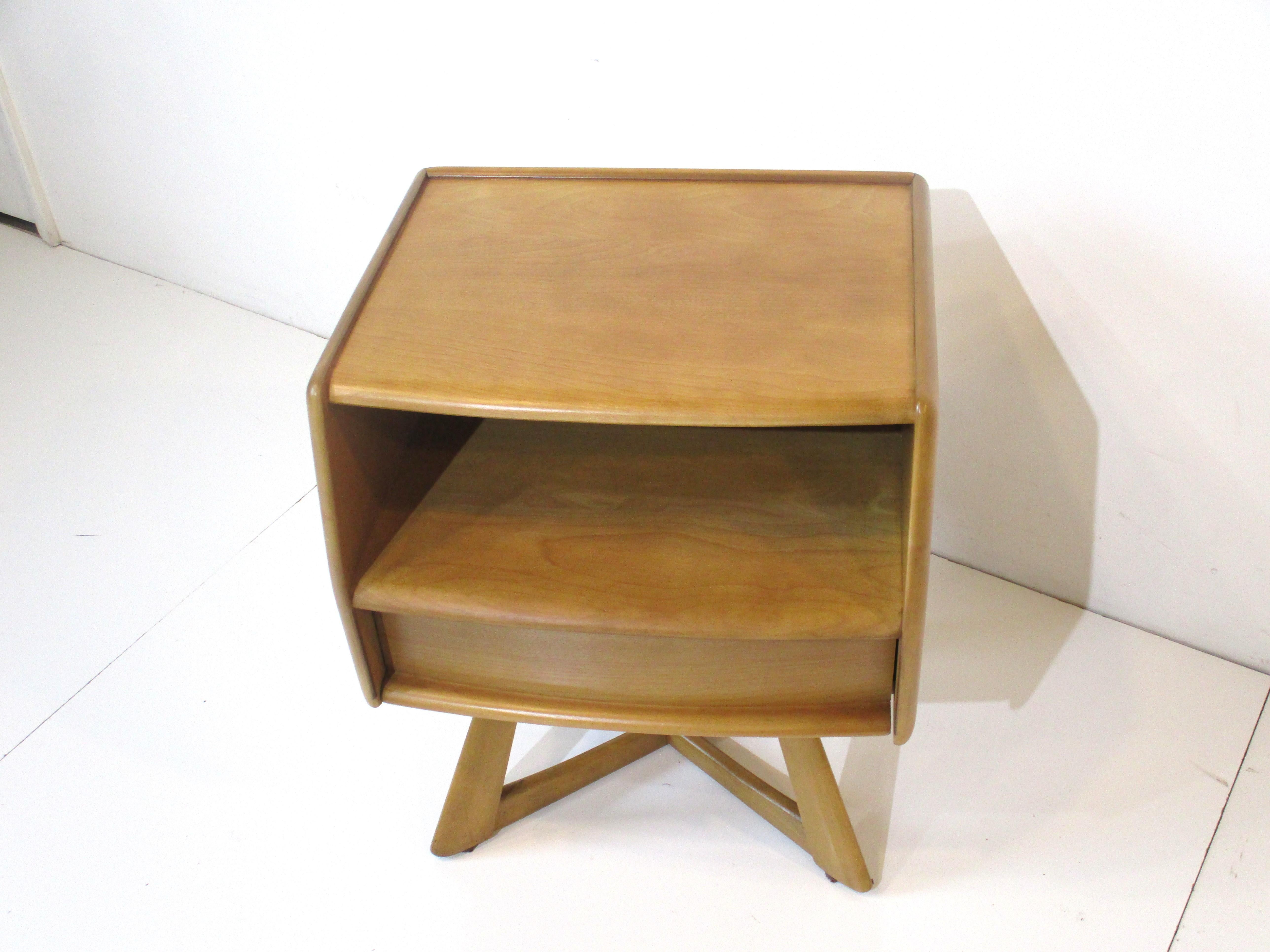 Mid-Century Modern Sculptura Nightstand M778 for Wakefield