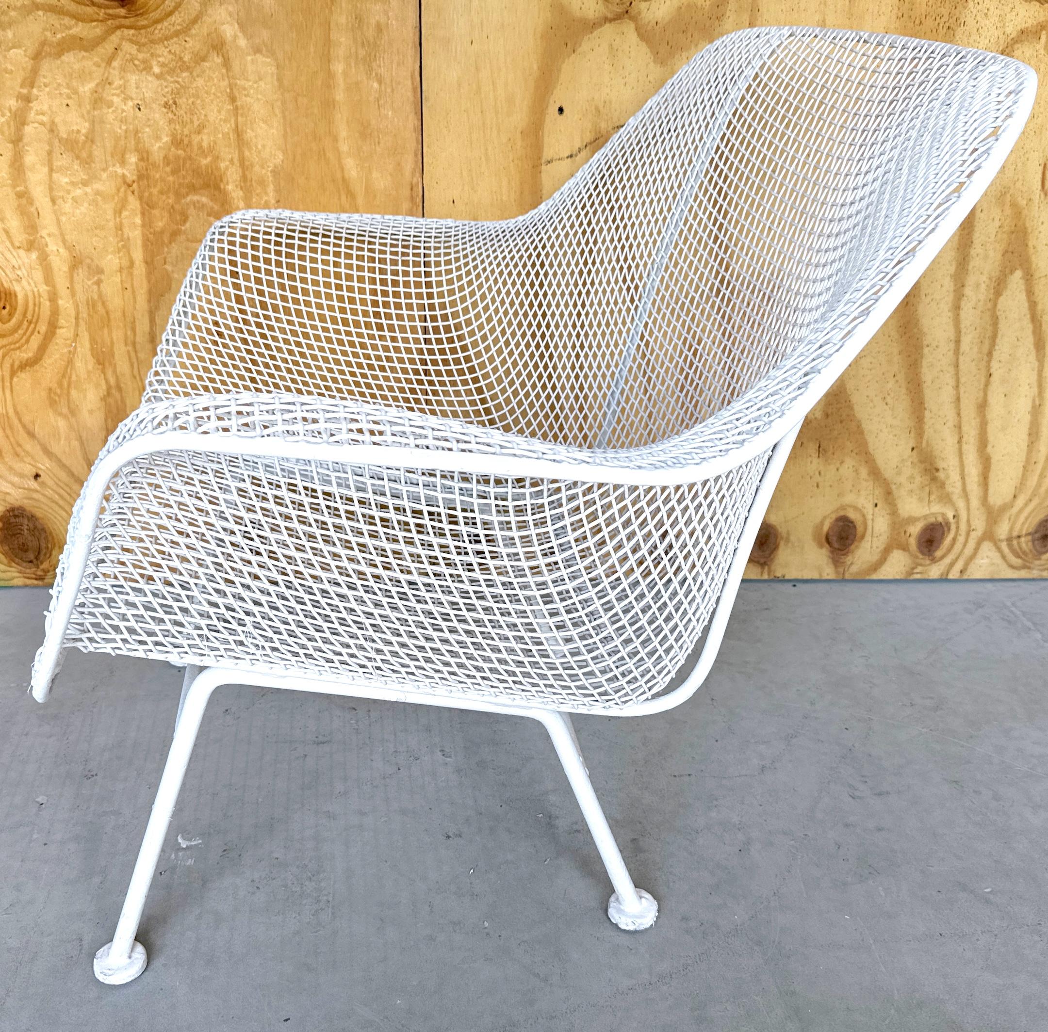 Silla Club grande de hierro forjado Sculptura de Russell Woodard, c. 1950 en venta 2