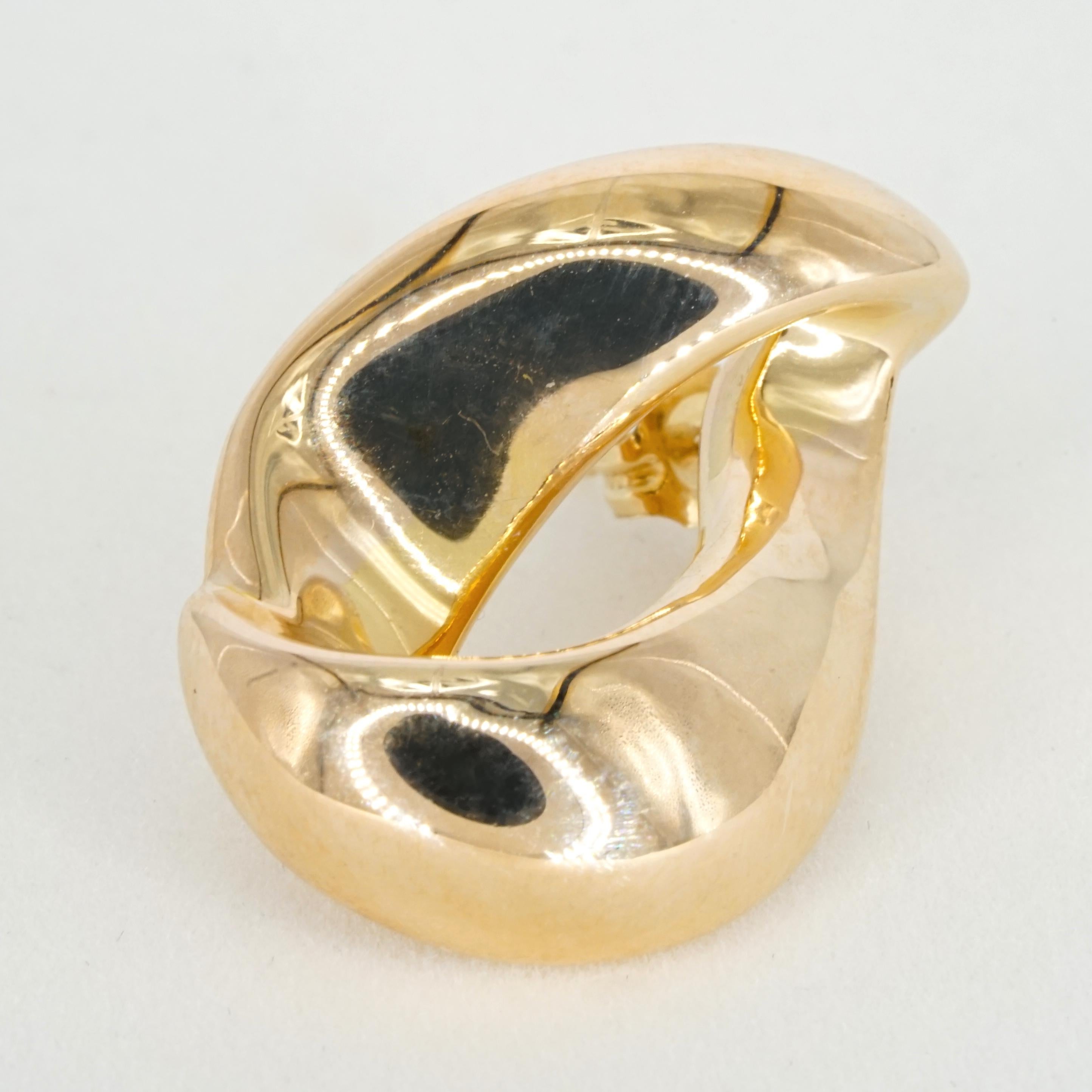 Contemporary Sculptural 14K Yellow Gold Hoop Earrings For Sale