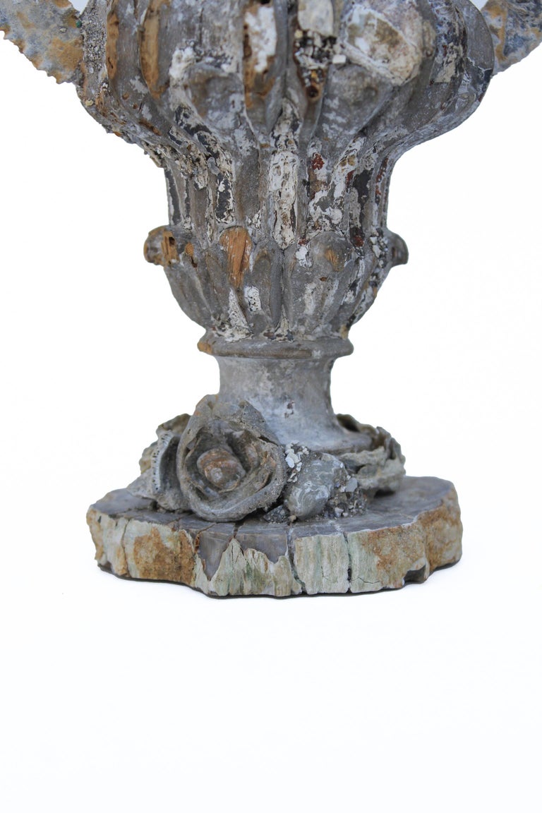 Sculptural 17-18th Century Italian Vase with Agate Coral and Fossil Shells In Distressed Condition For Sale In Dublin, Dalkey