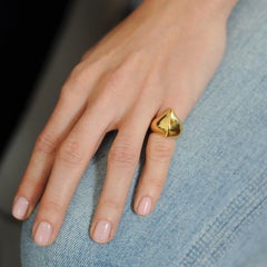 Sculptural 18K Gold Signet Pinky Ring
