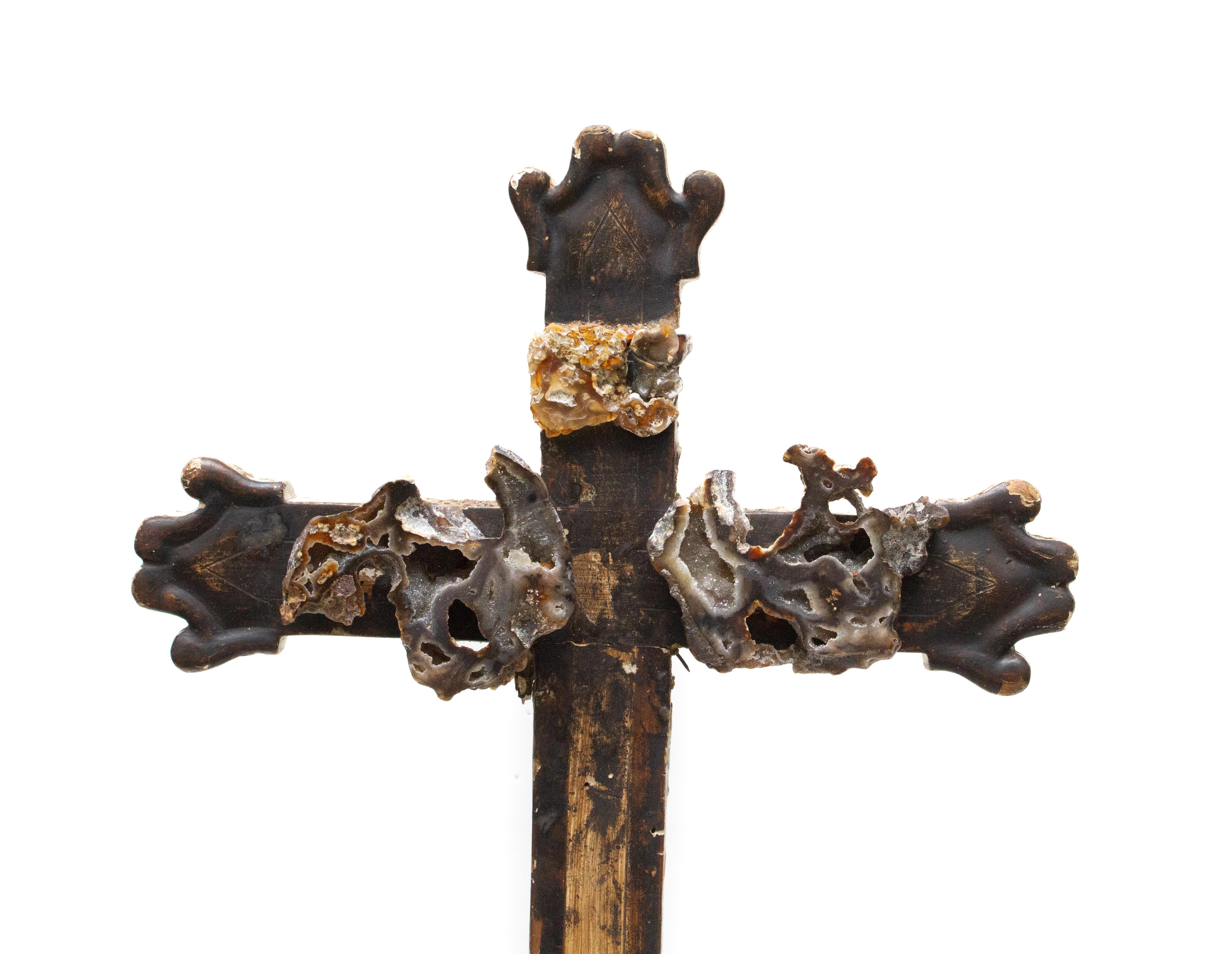 Rococo 18th Century Italian Cross with Fossil Agate Coral and Mounted on Fossil Coral For Sale