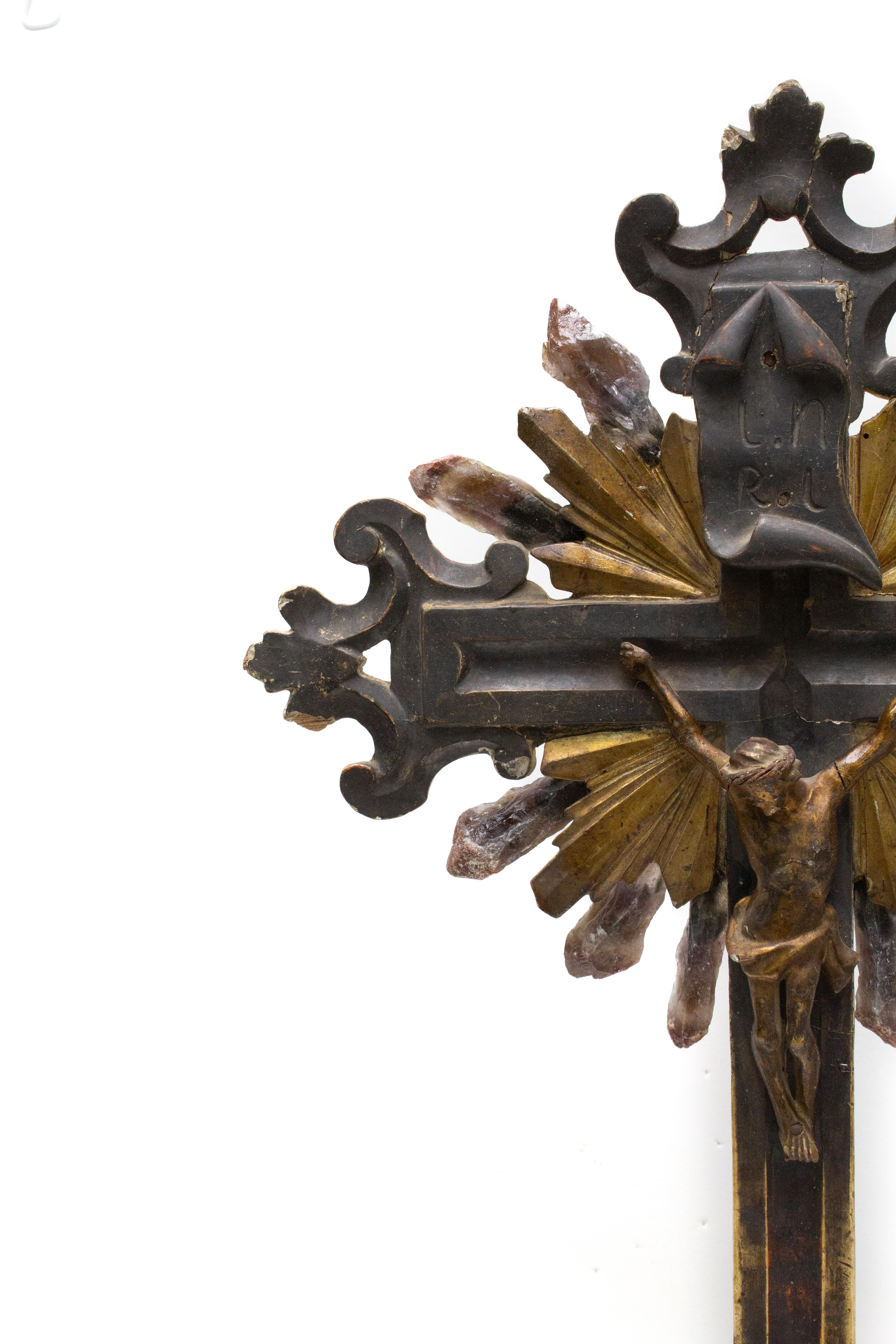 Hand-Carved Sculptural 18th Century Italian Crucifix Mounted on Jasper with Crystal Points For Sale