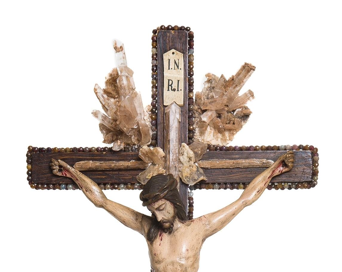 Rococo Sculptural 18th Century Italian Crucifix with Selenite Sunrays and Apophyllite For Sale