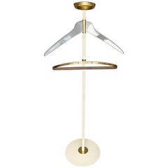 Sculptural 1950s Valet Stand Lucite White Vereinigte Werkstätten Lacca Style