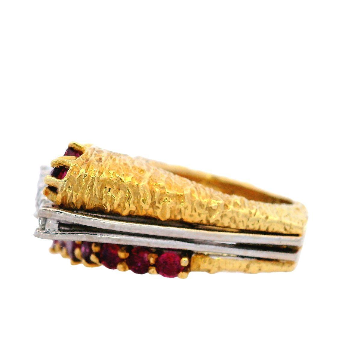 Bague sculpturale en or 18 carats avec diamants et rubis, 1960 Unisexe en vente