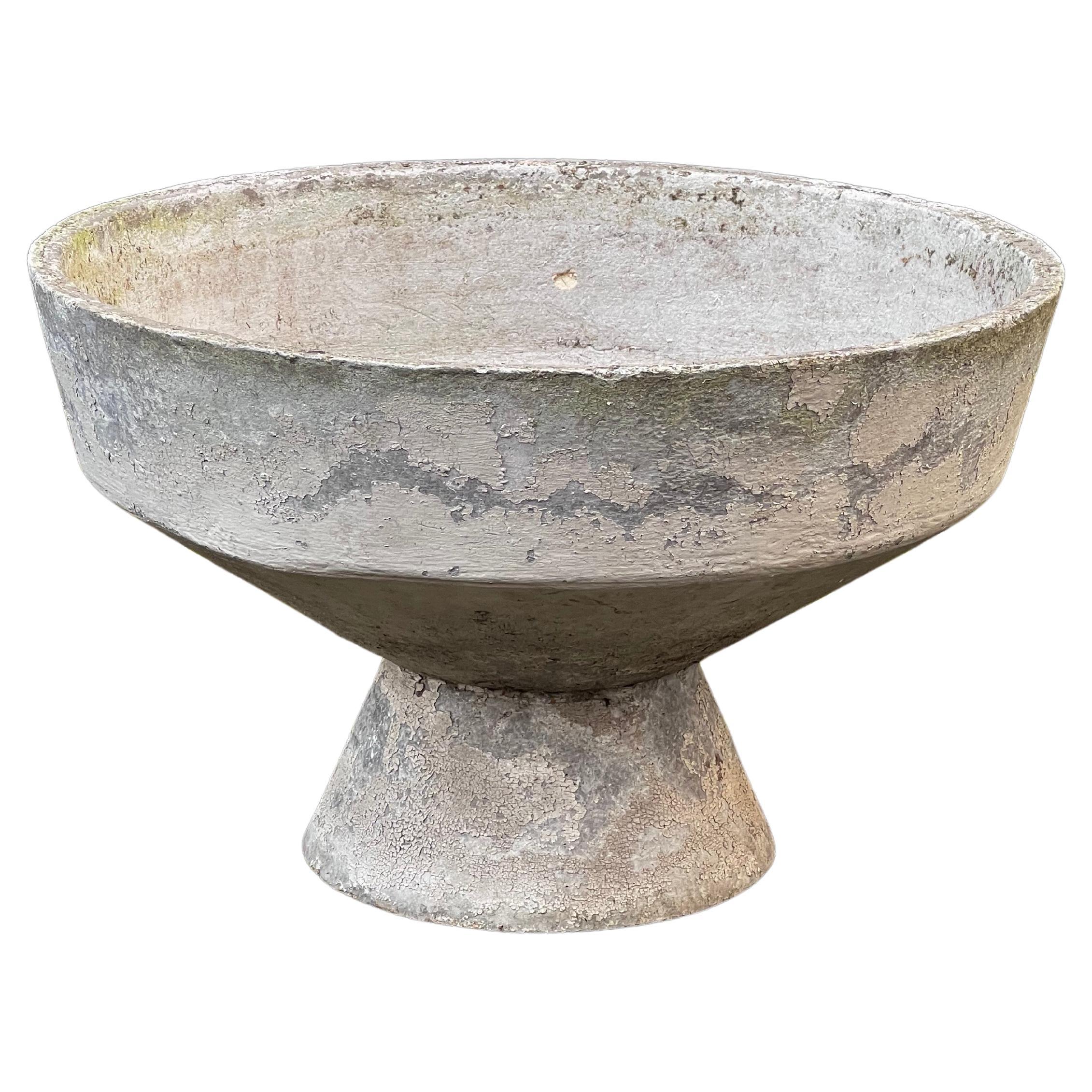 Sculptural 50cm diameter Willy Guhl planter, Switzerland 50's concrete