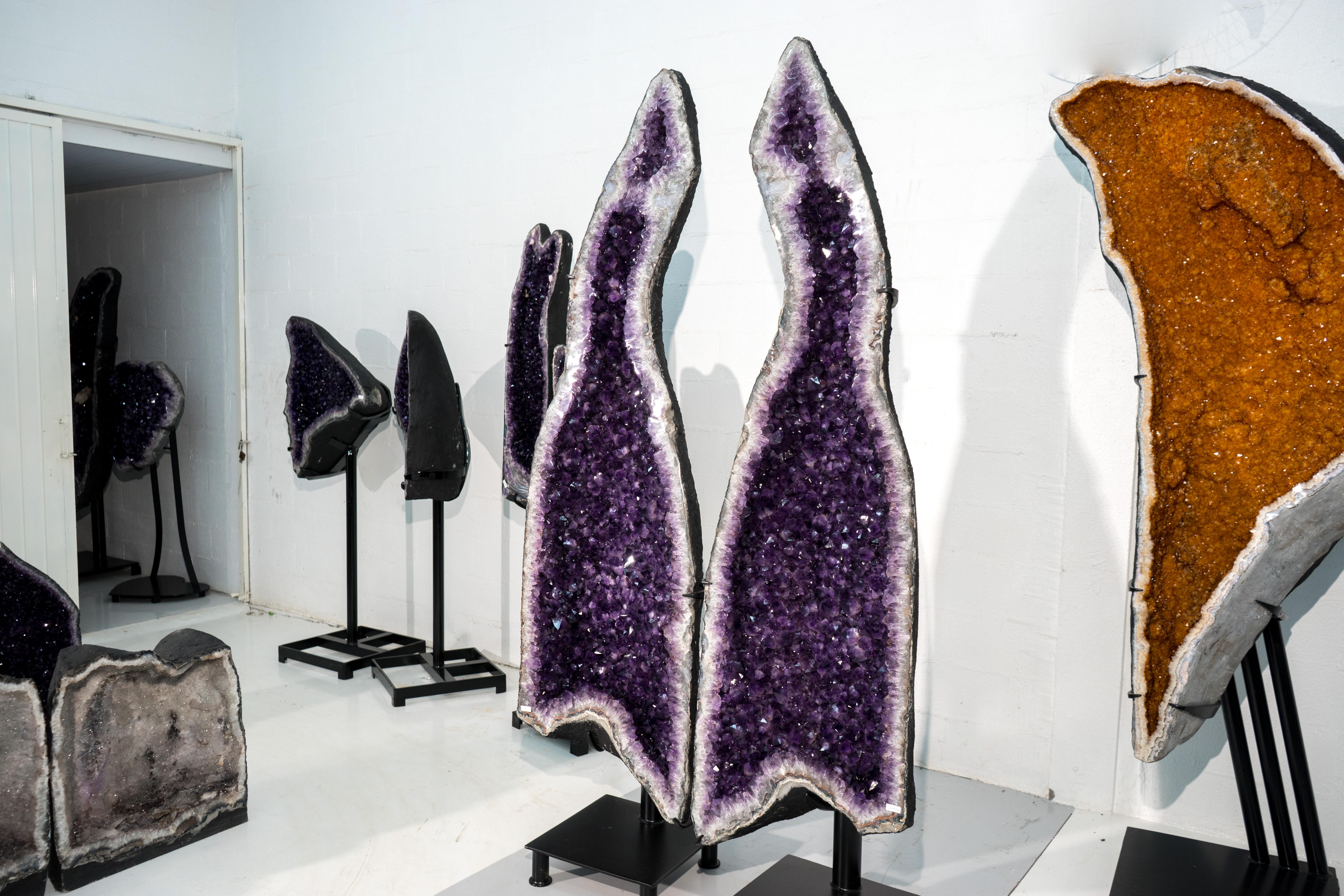 Geodi di ametista scultorei alti 9 piedi, Druzy di ametista viola scuro Nature X-Large In condizioni Nuovo in vendita a Ametista Do Sul, BR