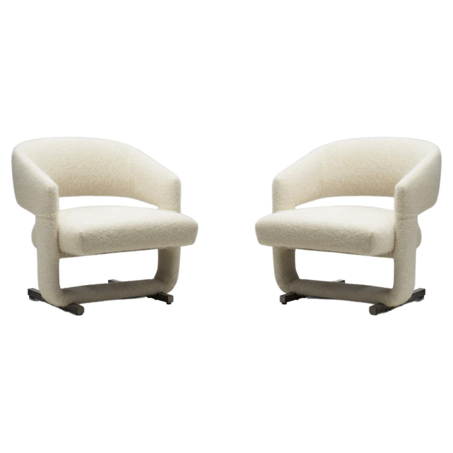 Sculptural Accent Chairs with Metal Legs, Europe, circa 1960s For Sale