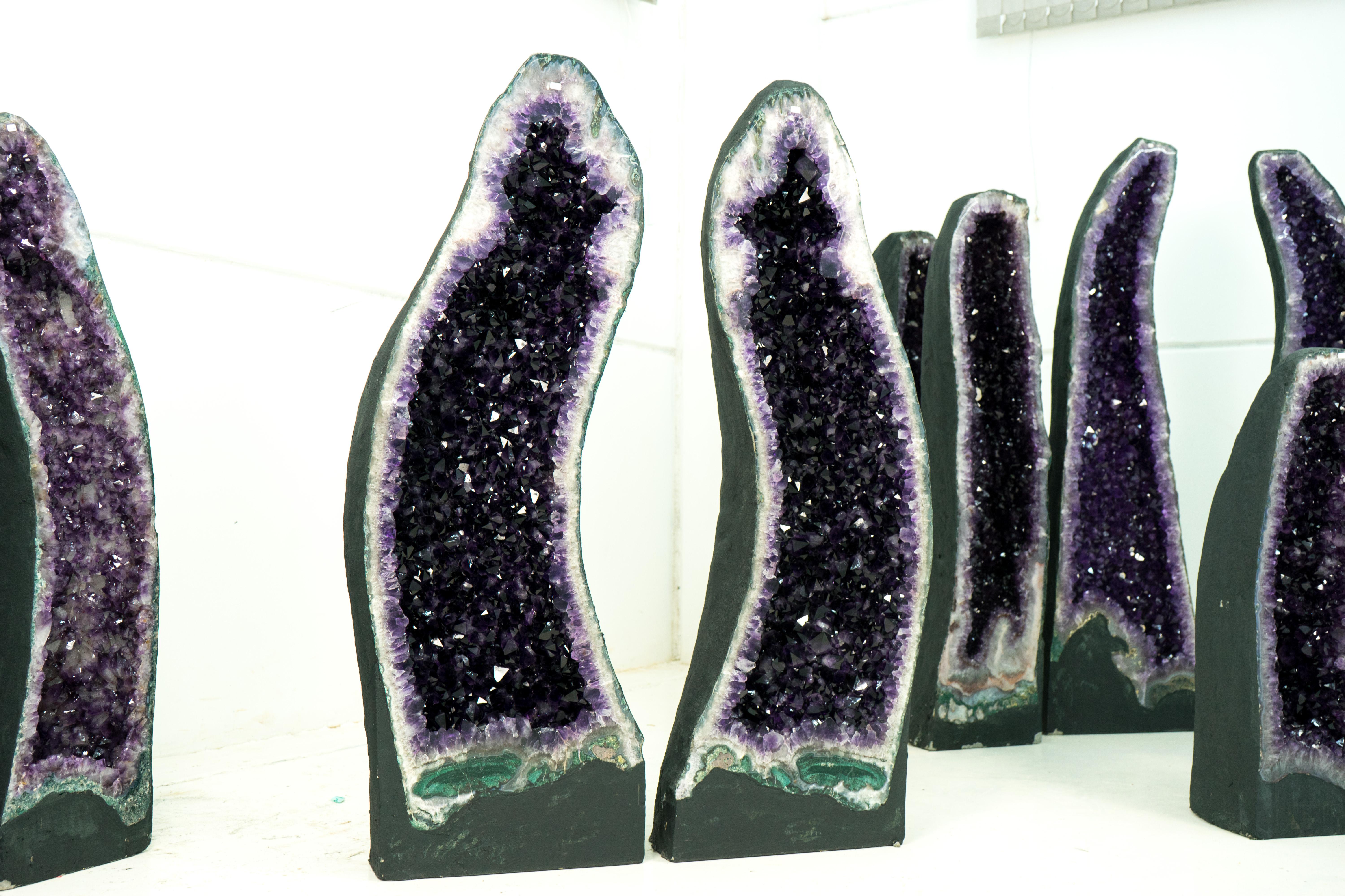 Geodas Catedral de Amatista Escultóricas con Grandes Cristales de Gelatina de Uva AAA Siglo XXI y contemporáneo en venta