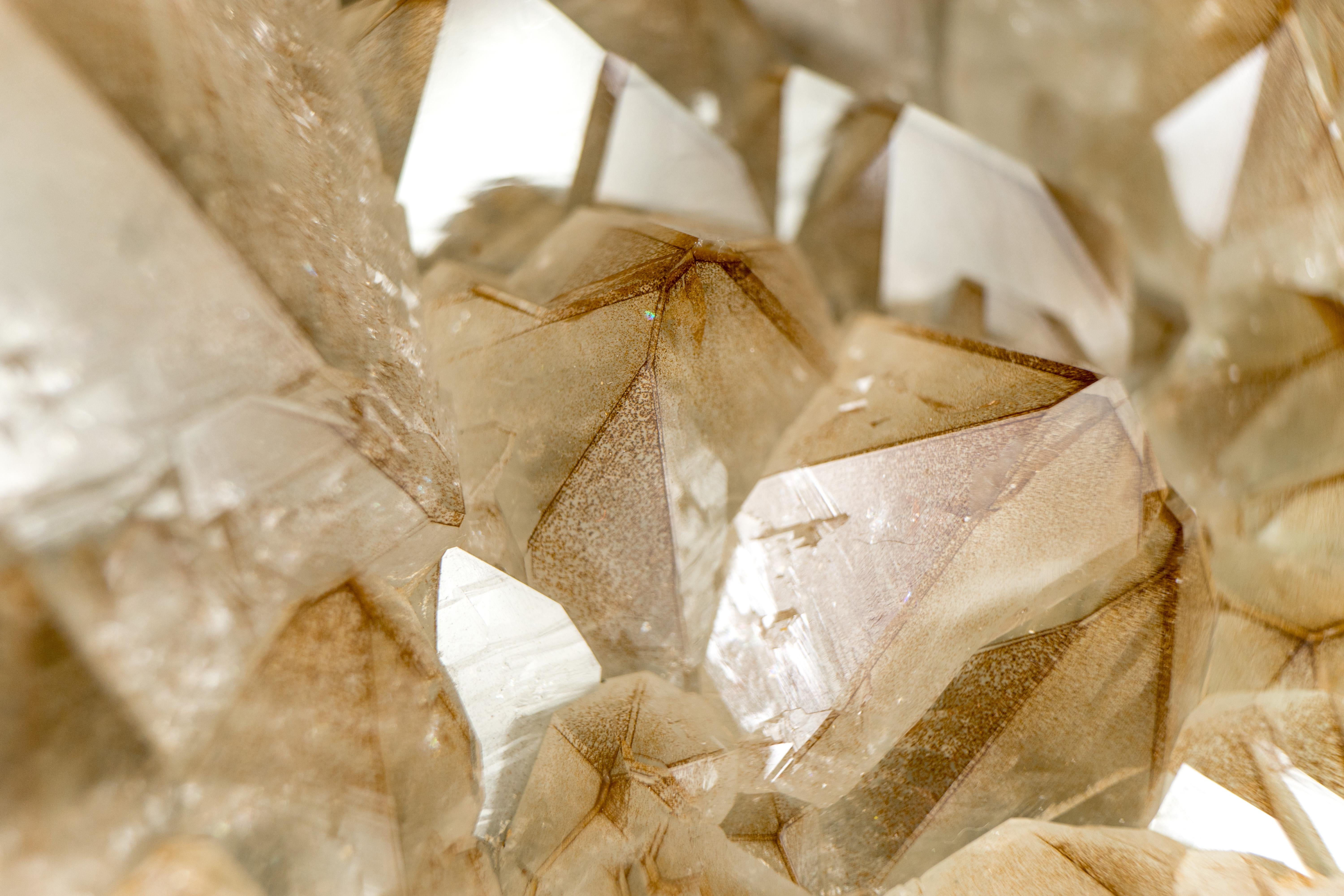 Lámpara de sobremesa escultural de cristal de amatista Hecha a medida con una amatista de clase mundial Siglo XXI y contemporáneo en venta