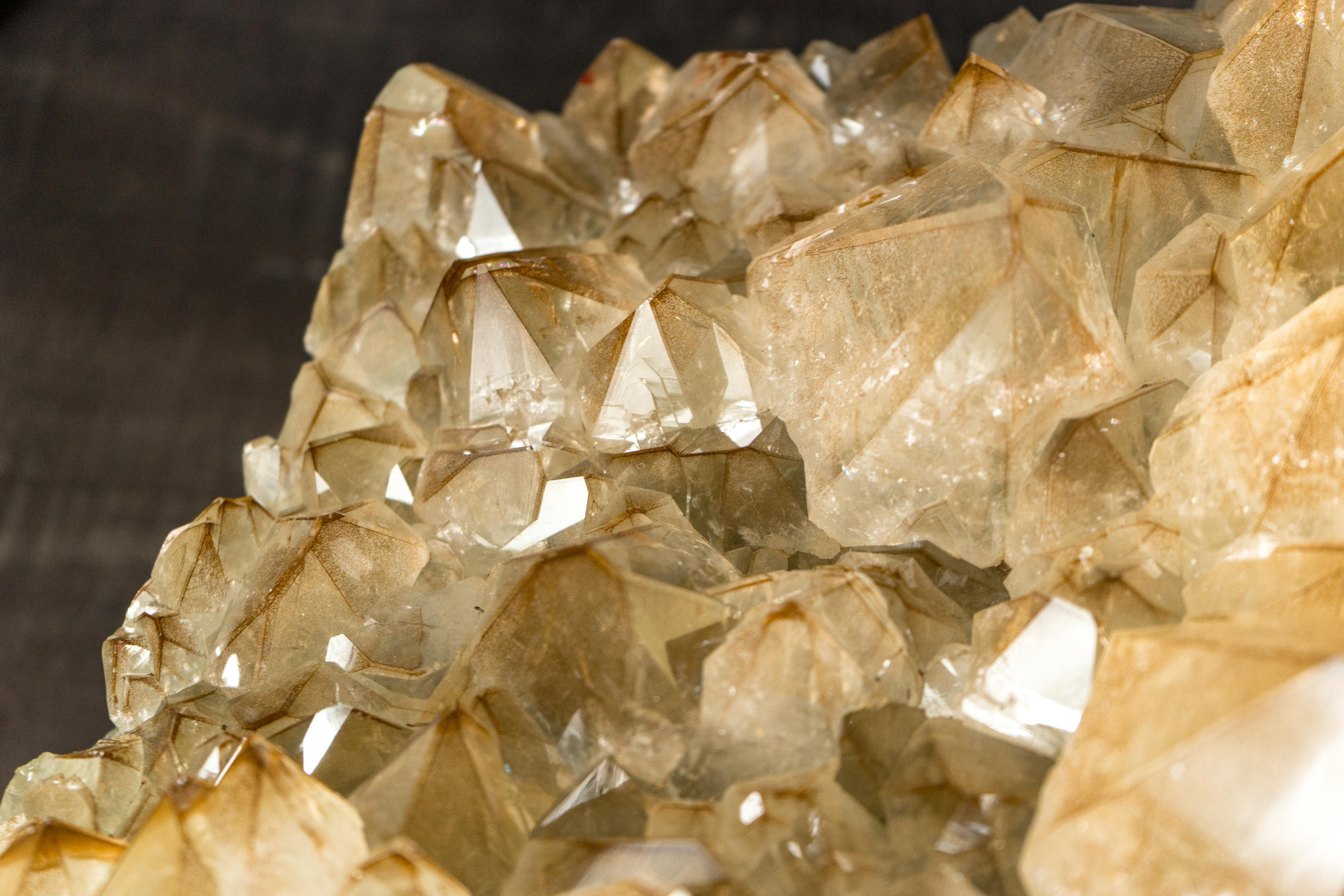 Lámpara de sobremesa escultural de cristal de amatista Hecha a medida con una amatista de clase mundial en venta 2