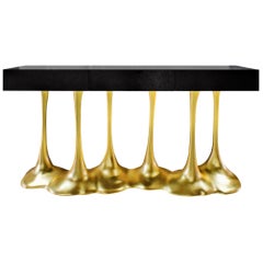 Sculptural and Luxurious "Argos" Futuristic Console Table in Black and Gold