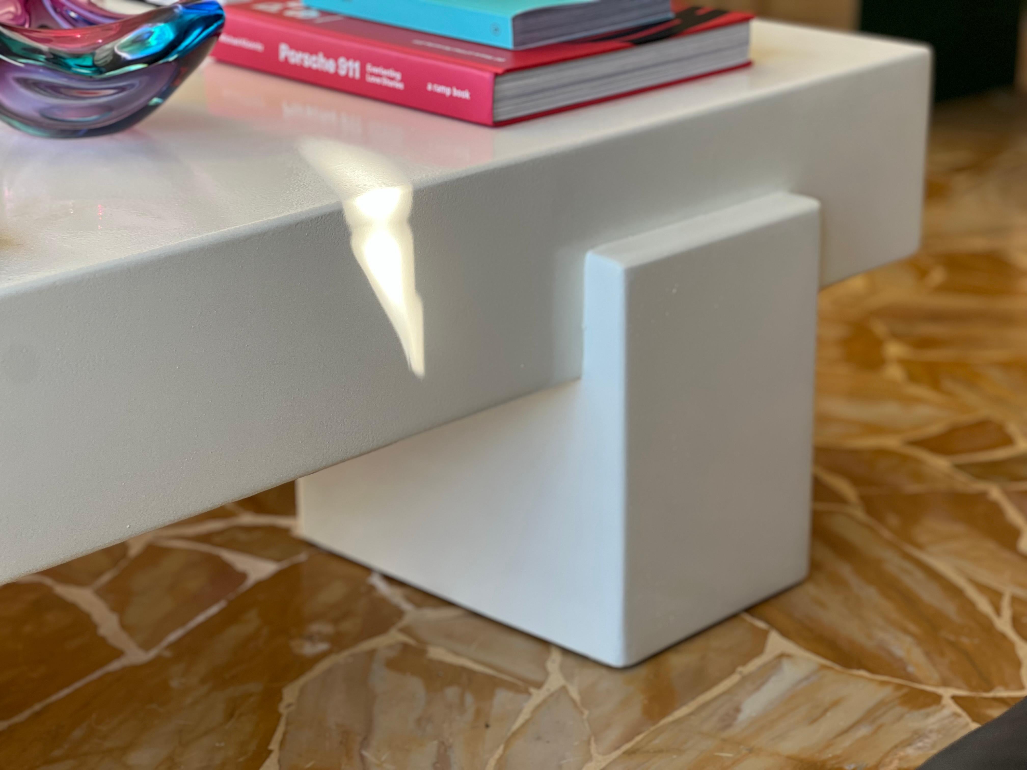 Rare table basse brutaliste sculpturale de l'architecte Eugenio Mondellini en vente 3