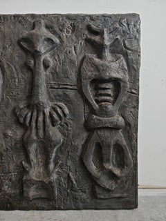 Skulpturales, anthropomorphes Relief von Venija Vučinić Turinski aus Gips