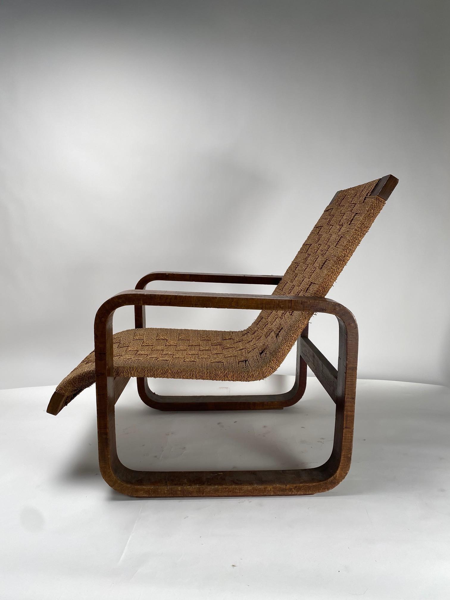 Mid-20th Century Sculptural Armchair in wood and rope, Giuseppe Pagano (Attr), Italy, 1940s For Sale