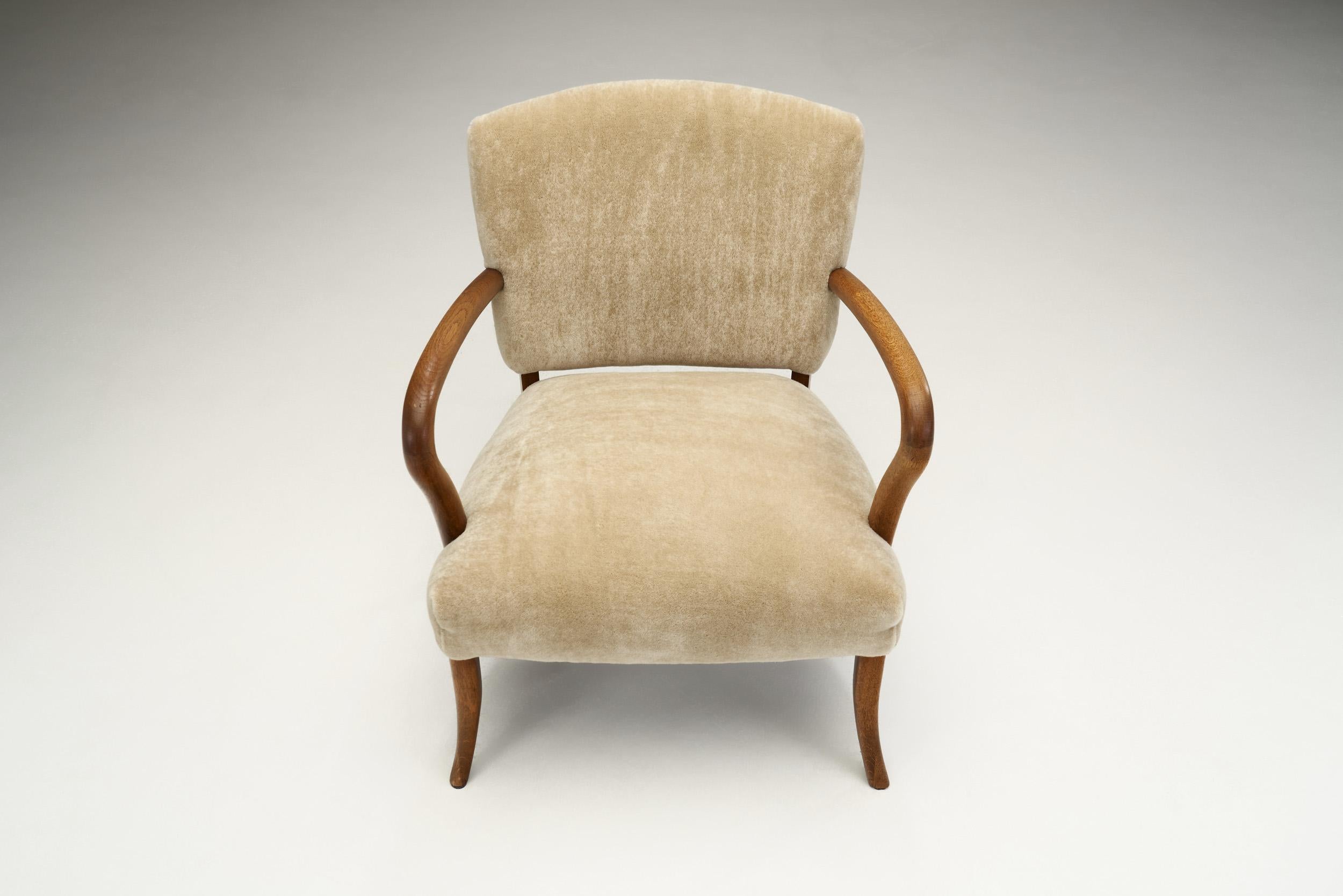 Sculptural Armchair with Curved Arms, Europe ca 1950s For Sale 2