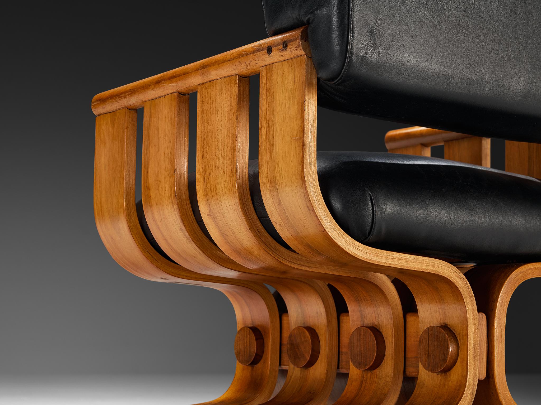 Sculptural Armchair with Organic Curves in Walnut & Black Leather For Sale 1
