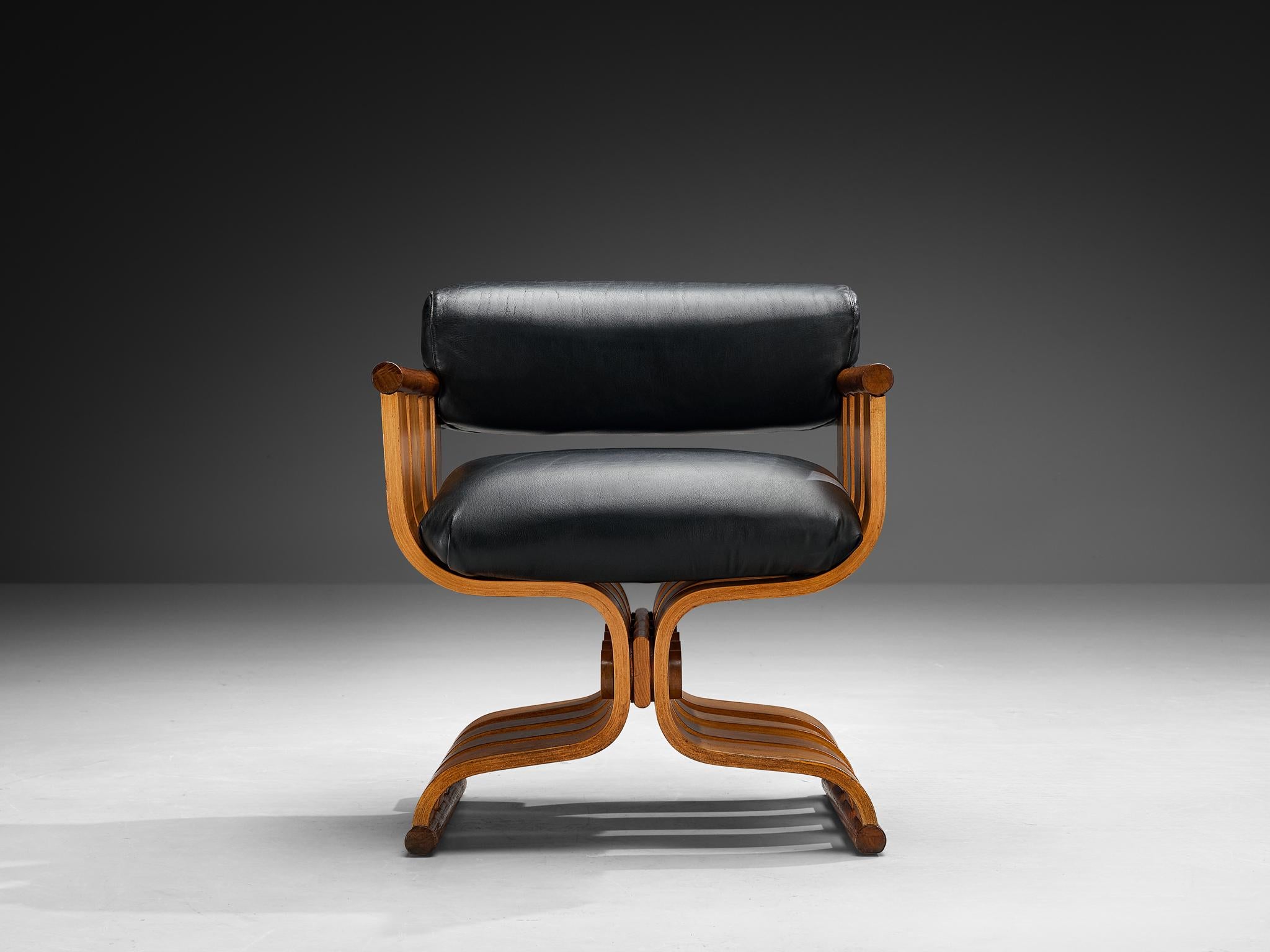 Sculptural Armchair with Organic Curves in Walnut & Black Leather For Sale 2
