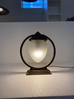 Sculptural Art Deco 1930s Table Lamp With Frosted Glass Shade