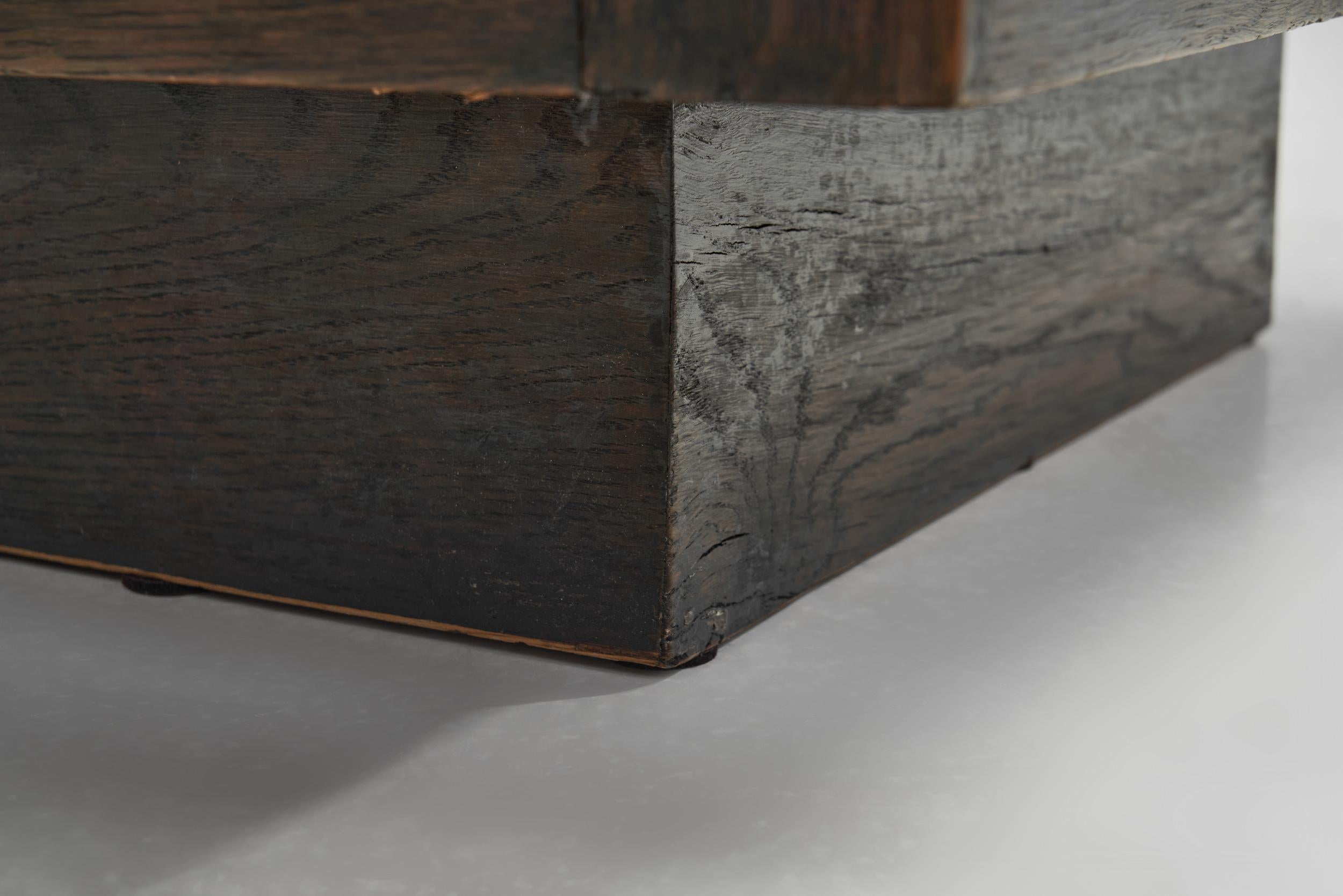 Fauteuil sculptural Art déco en mohair brun, France vers 1930 en vente 12