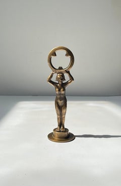 Sculptural Art Deco Bottle Cap Opener in Bronze, 1930s