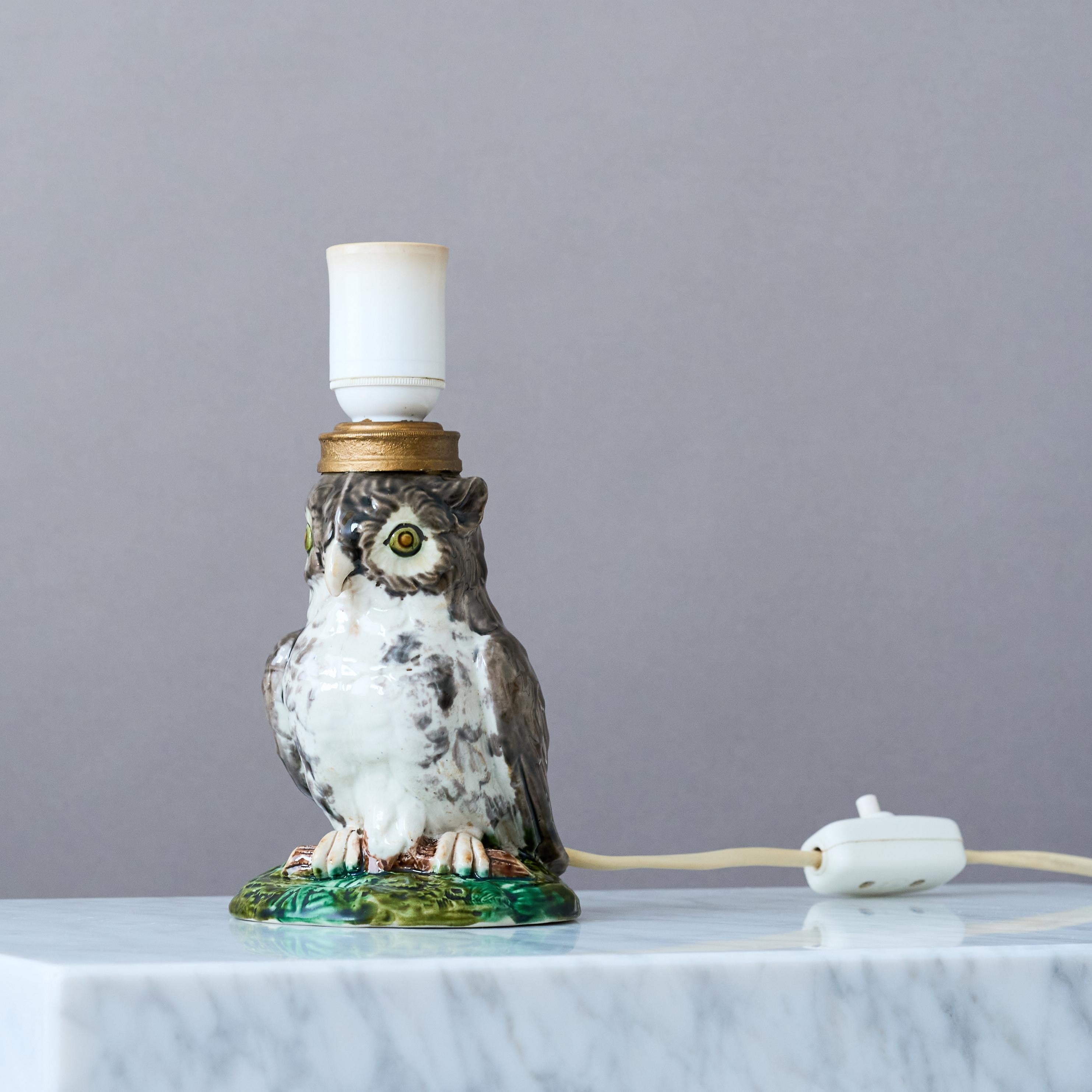 Sculptural Art Deco Ceramic Owl Table Lamp by Rörstrand, Sweden, 1920s In Good Condition For Sale In Malmö, SE