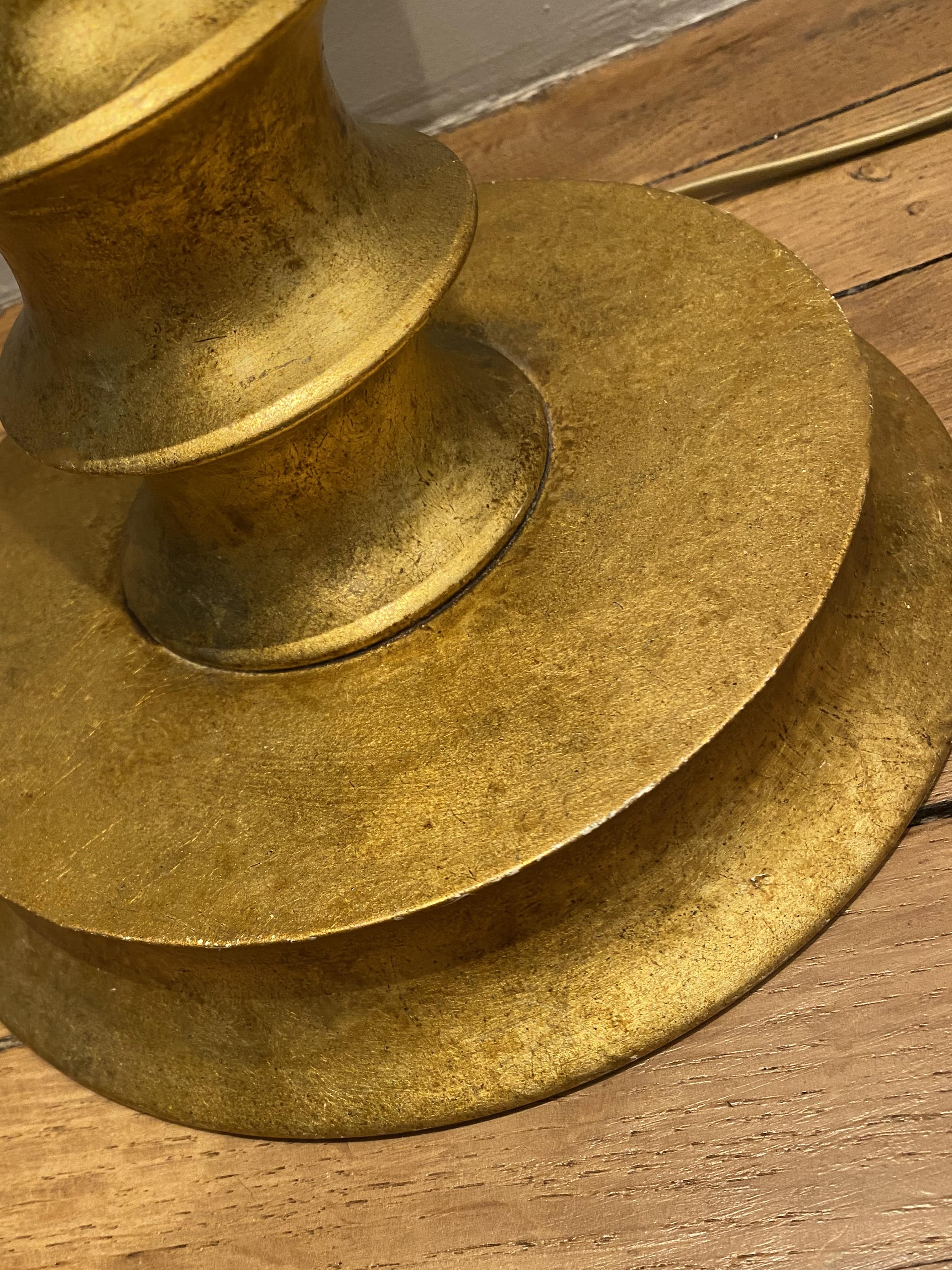 Sculptural Art Deco Gilded Wood Lamp in the style of Giacometti, Porta Romana. For Sale 1